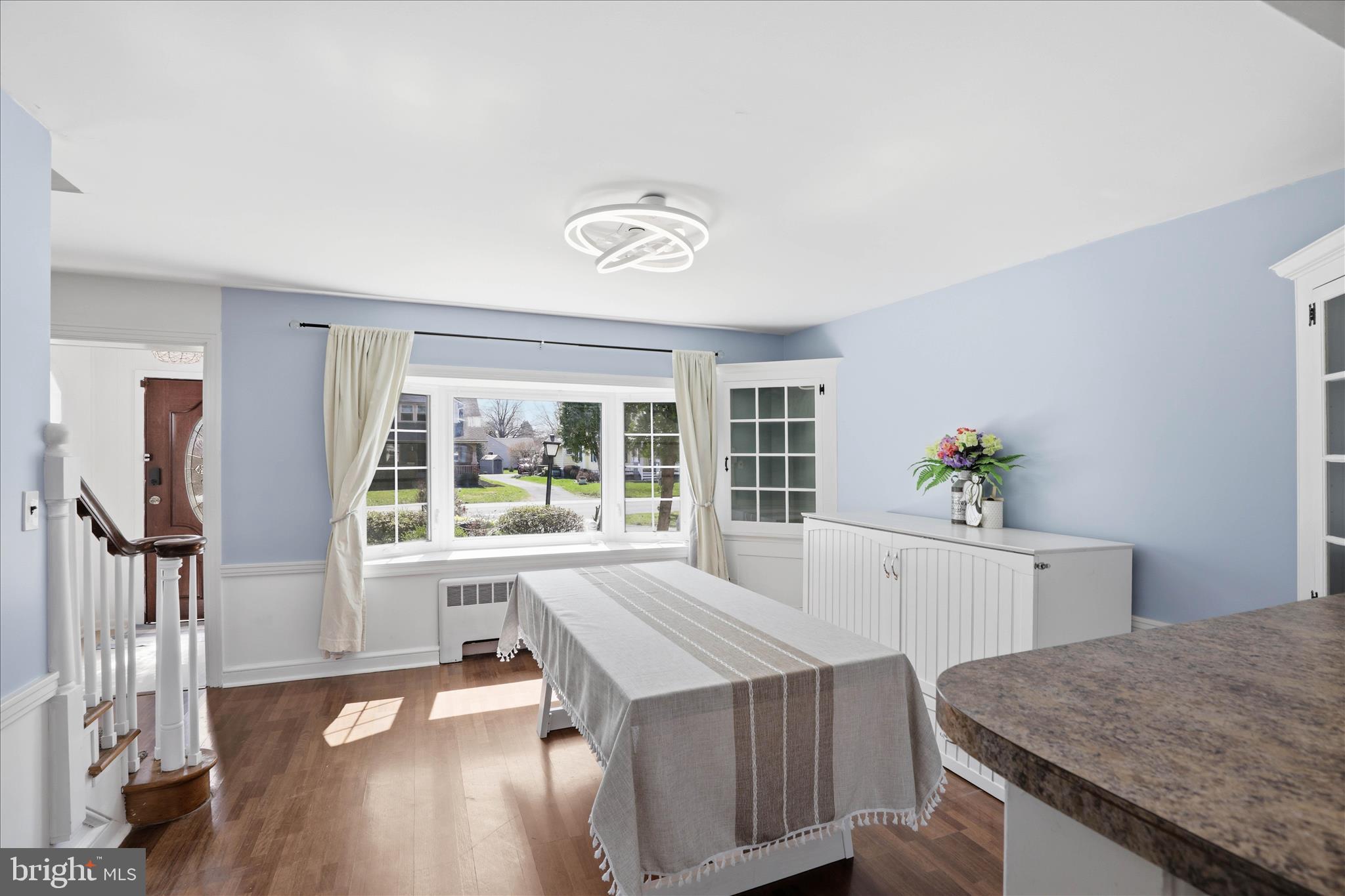 ROSEVILLE ROAD - Residential