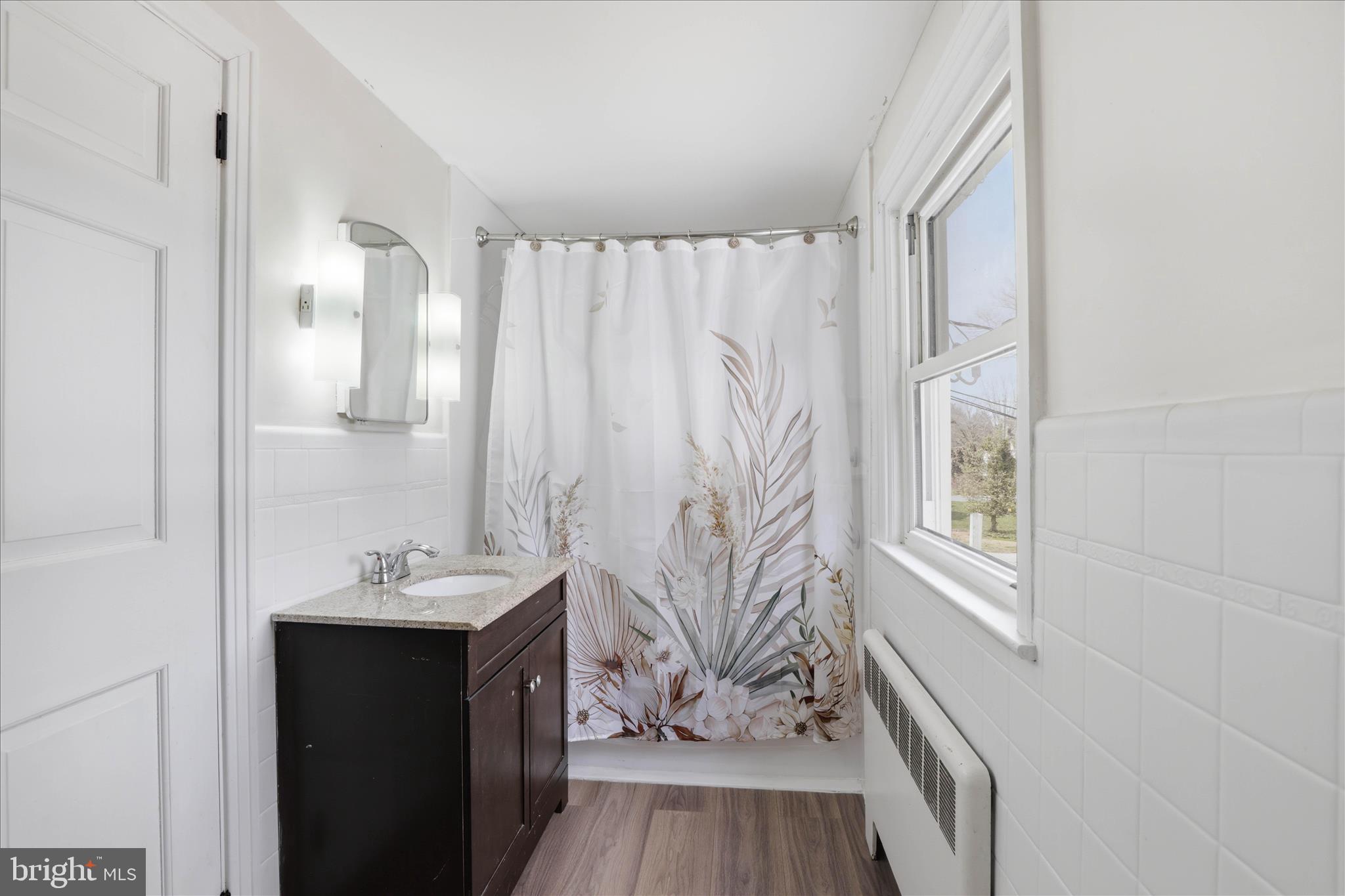 ROSEVILLE ROAD - Residential