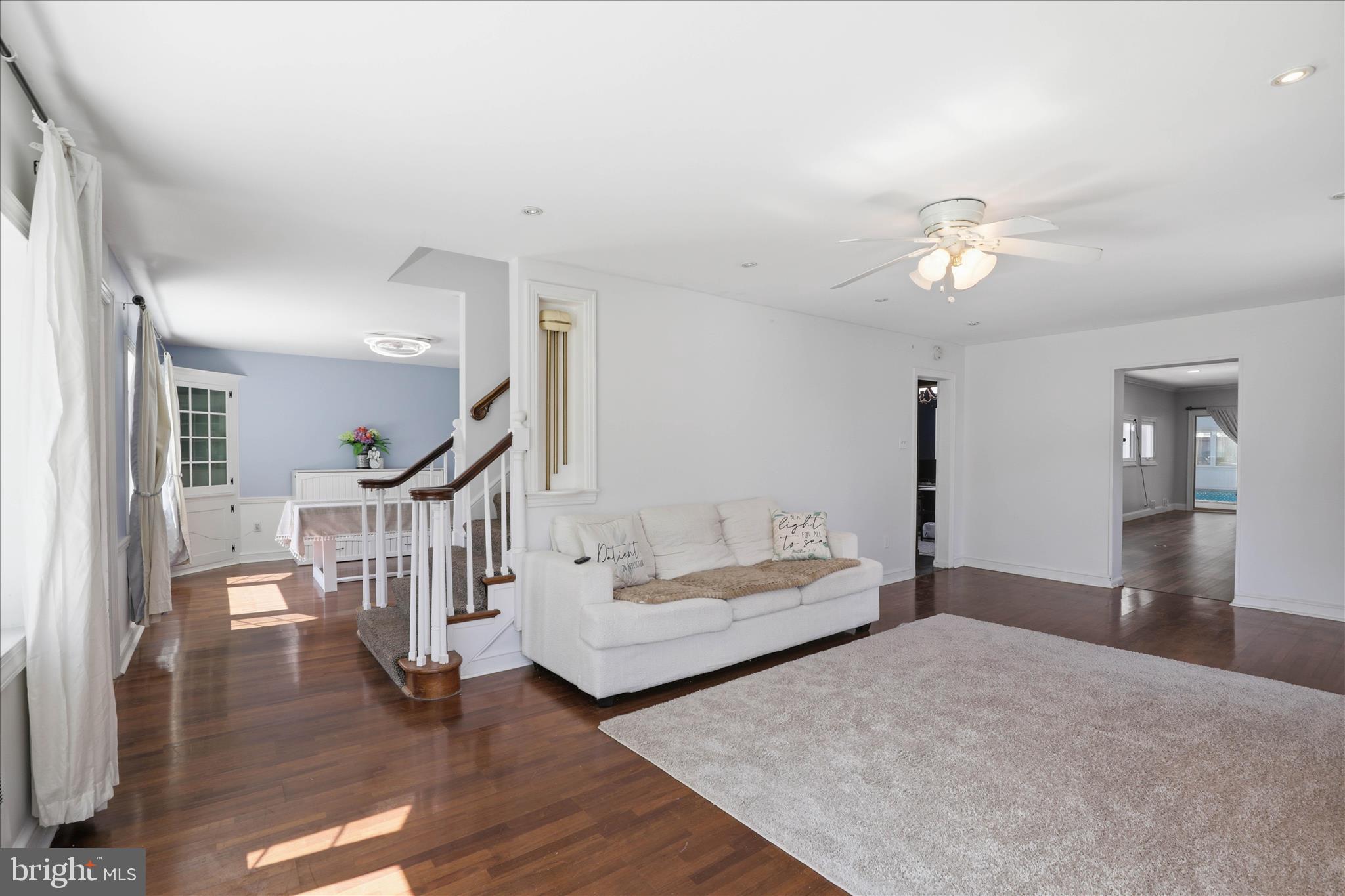 ROSEVILLE ROAD - Residential