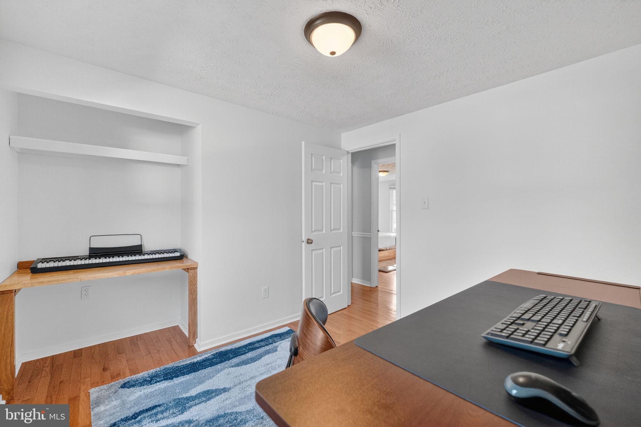 MONTPELIER WEST - Residential