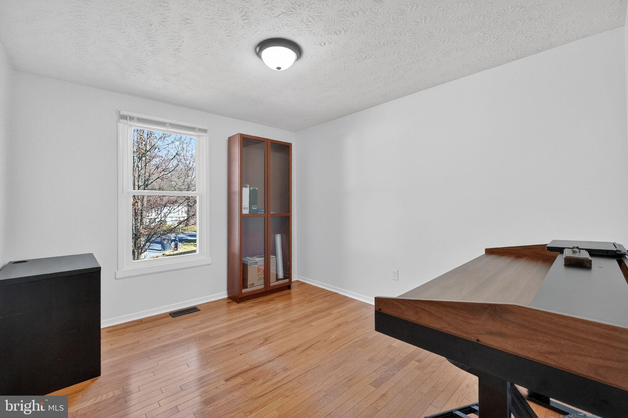 MONTPELIER WEST - Residential