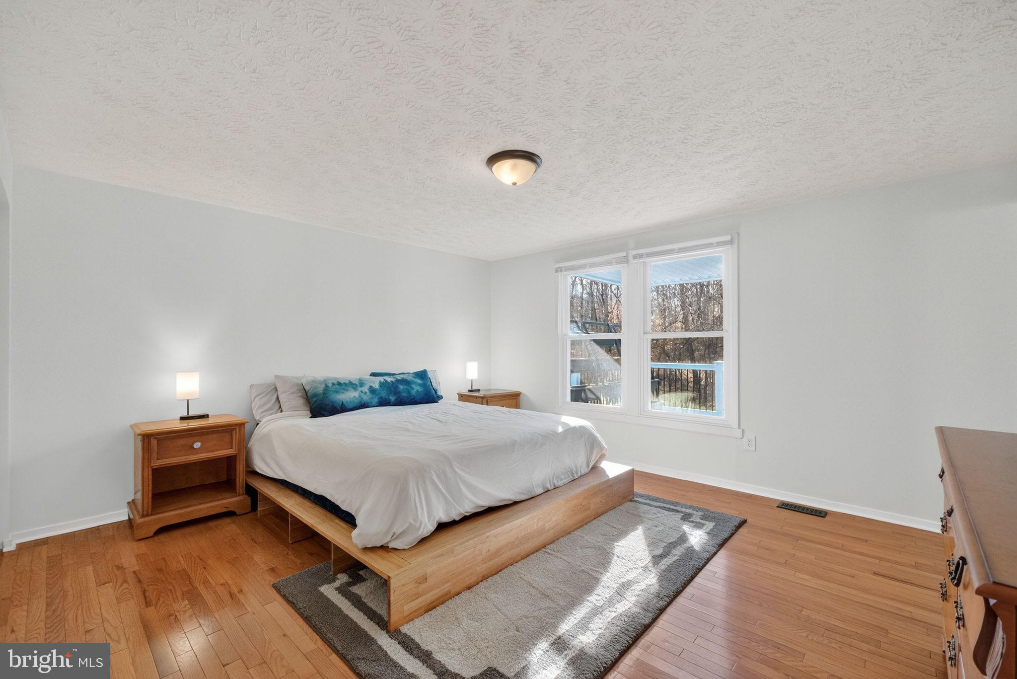 MONTPELIER WEST - Residential