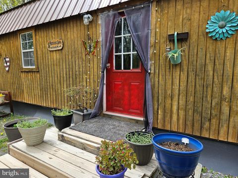 117 ROBERTS ROAD GREAT CACAPON WV 25422