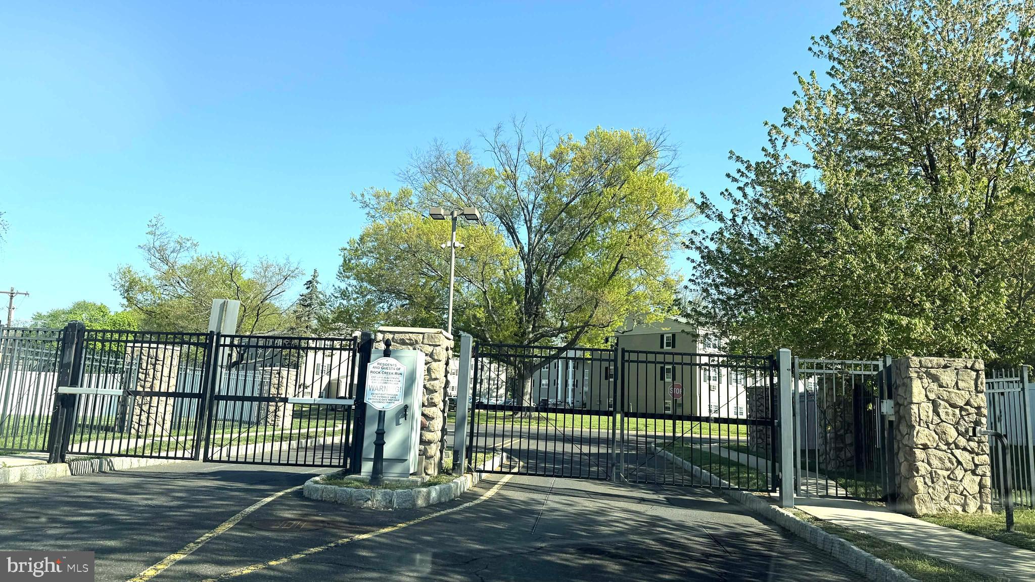 ROCK CREEK RUN - Residential