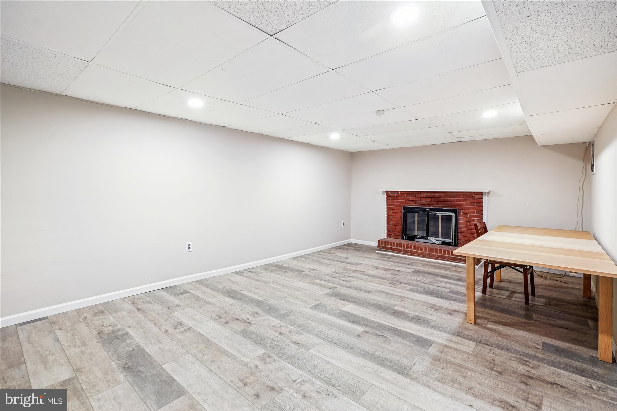 COLLEGE PARK WOODS - Residential