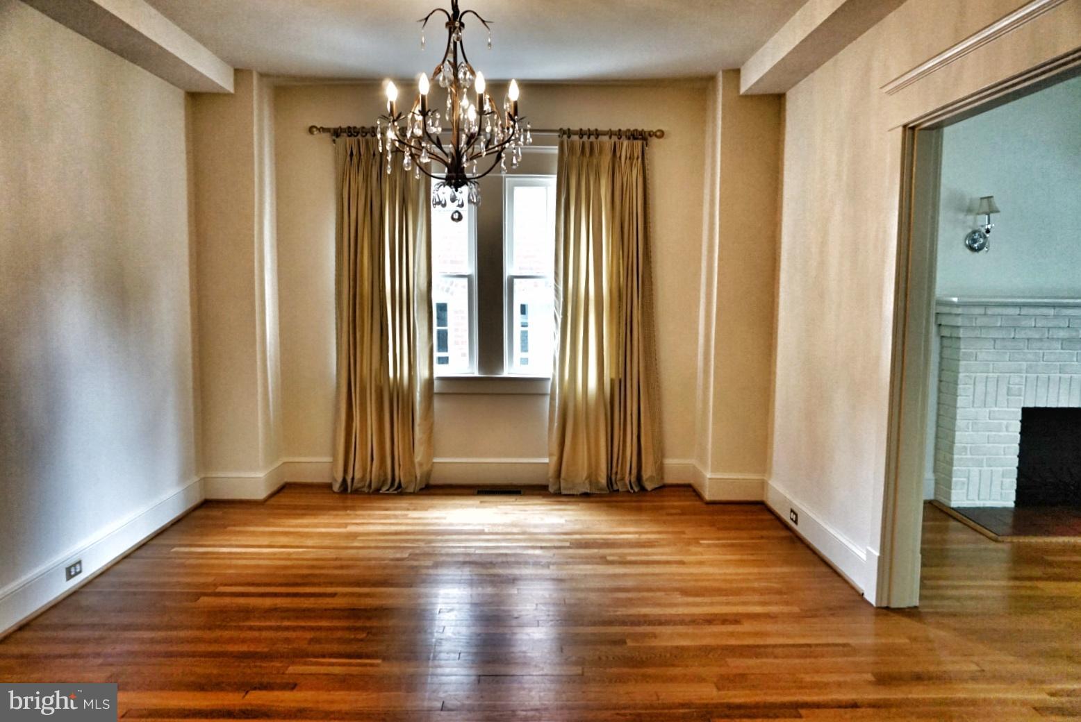 ROSEMONT - Residential Lease