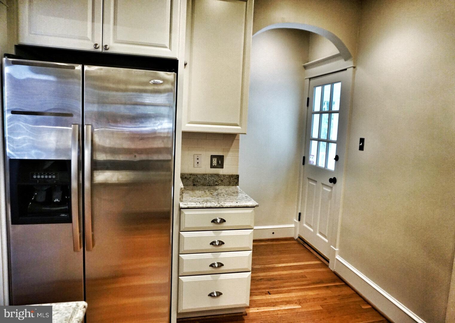 ROSEMONT - Residential Lease