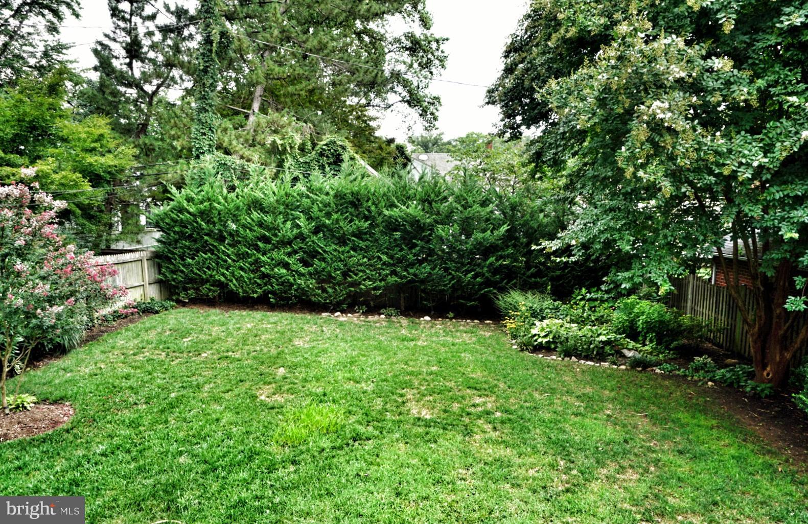 ROSEMONT - Residential Lease