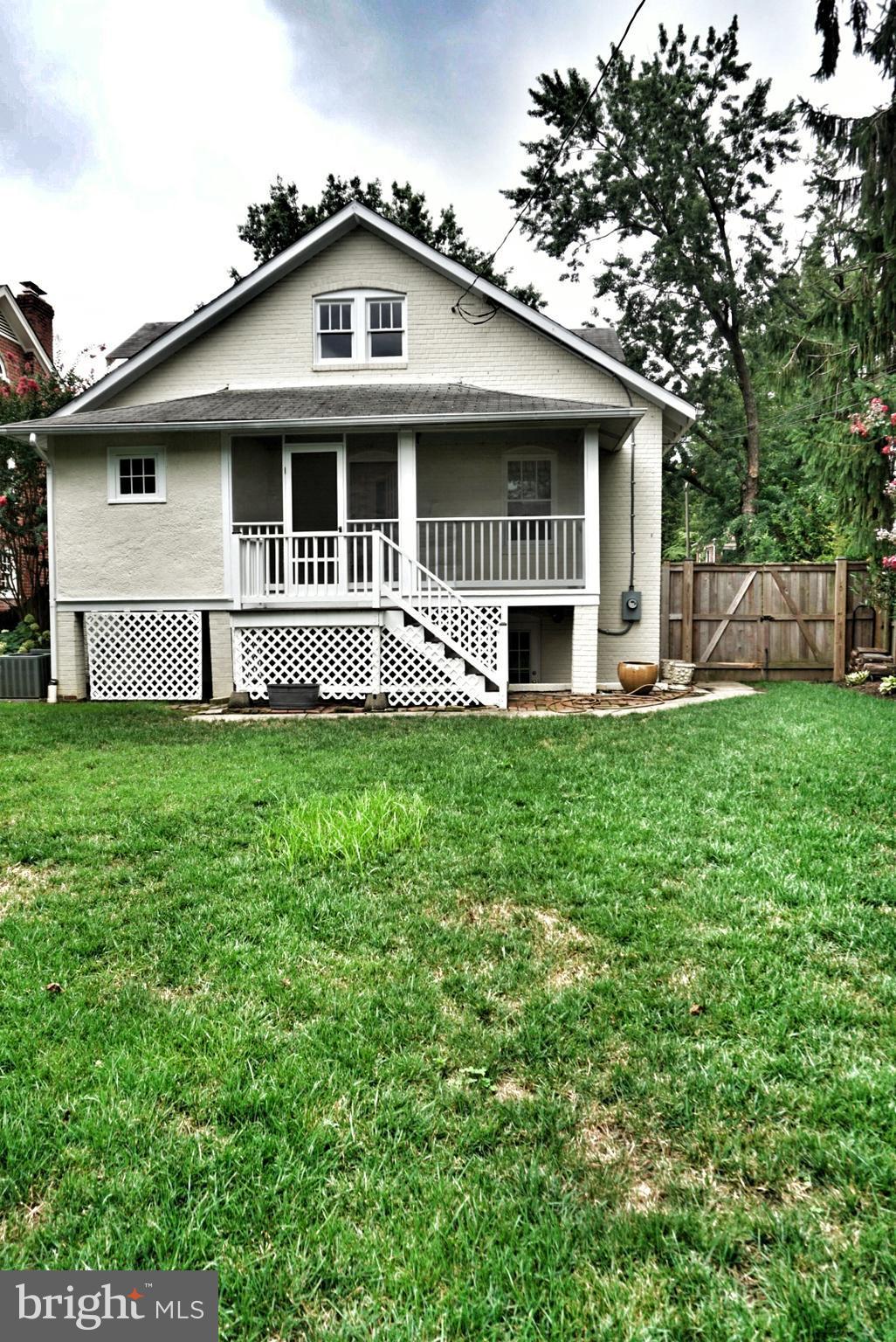 ROSEMONT - Residential Lease