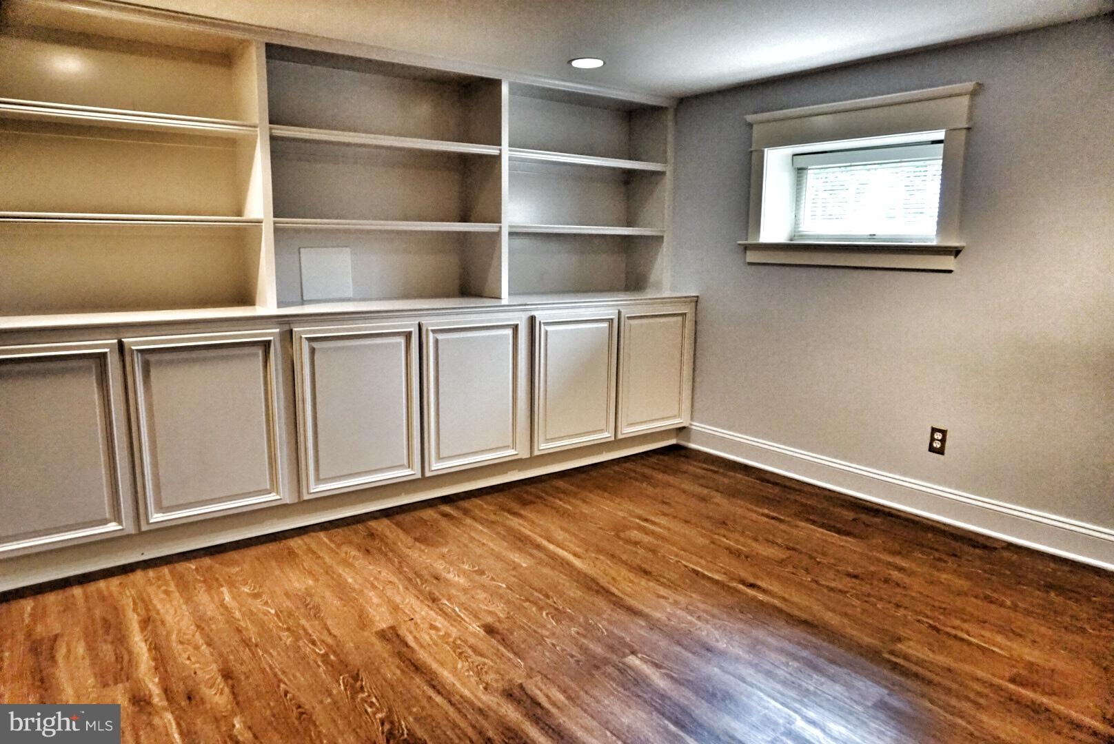 ROSEMONT - Residential Lease