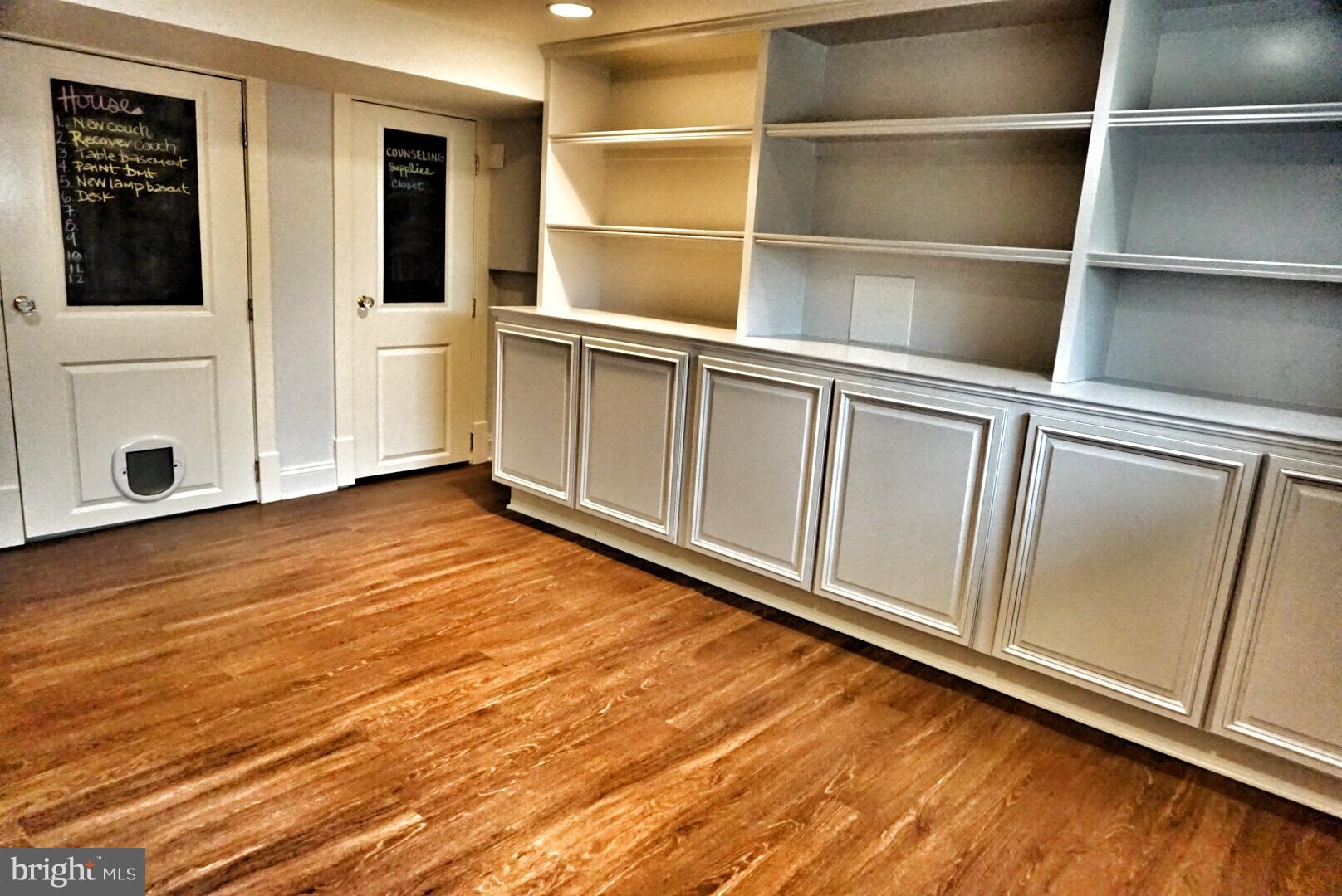 ROSEMONT - Residential Lease