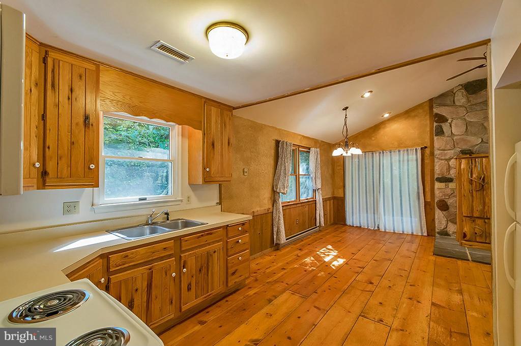 CACAPON RIVER COLONY - Residential