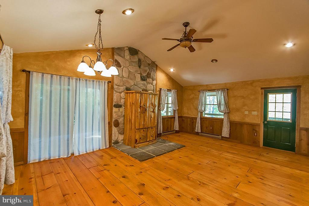 CACAPON RIVER COLONY - Residential