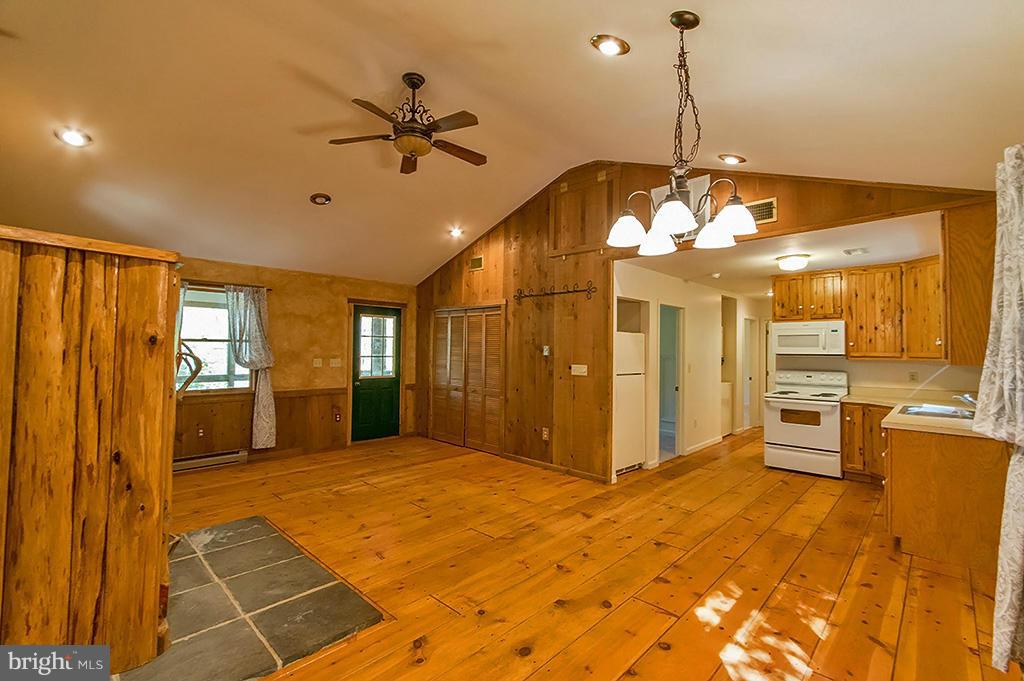 CACAPON RIVER COLONY - Residential