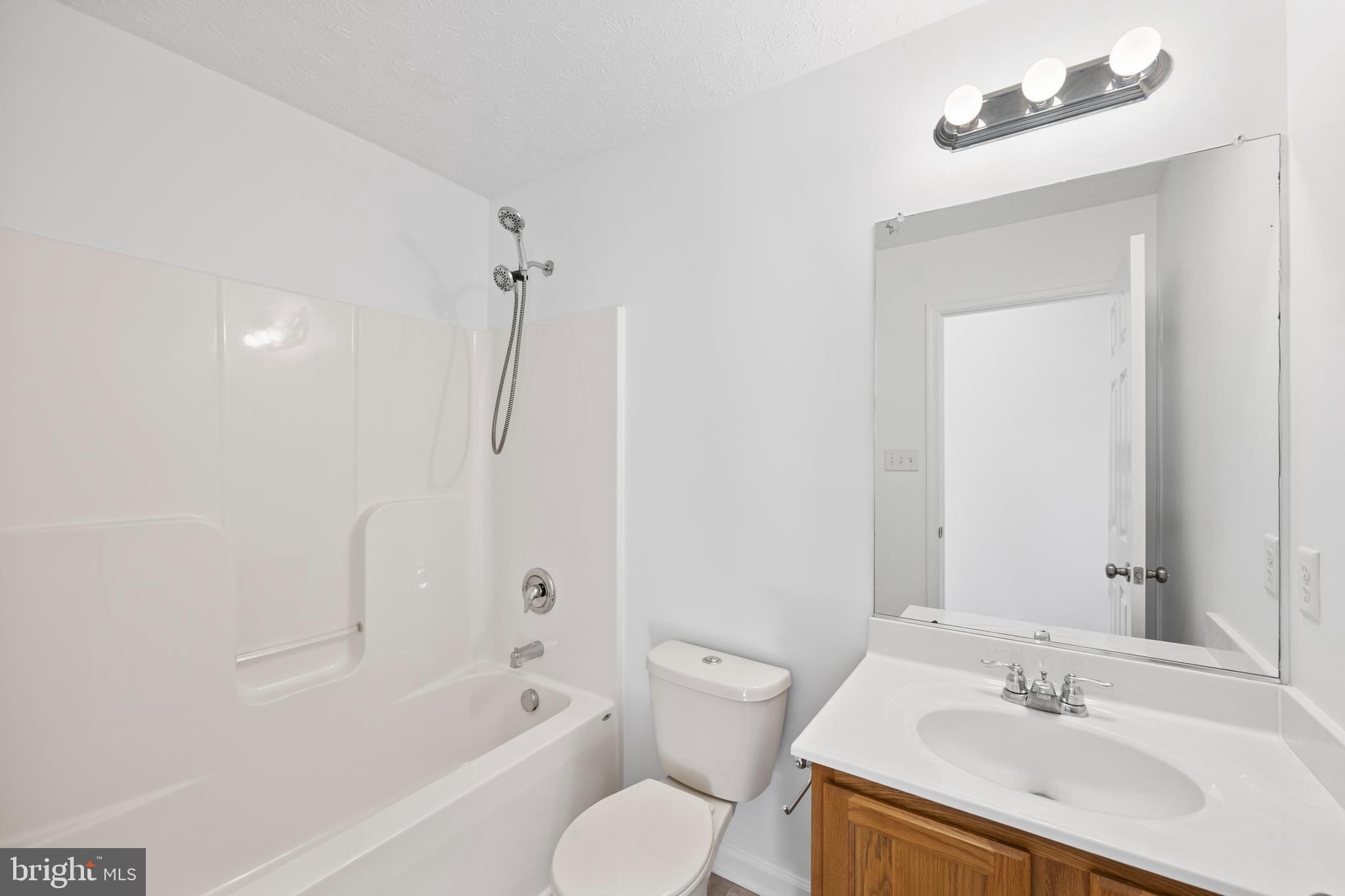 RAM HILL ESTATES - Residential