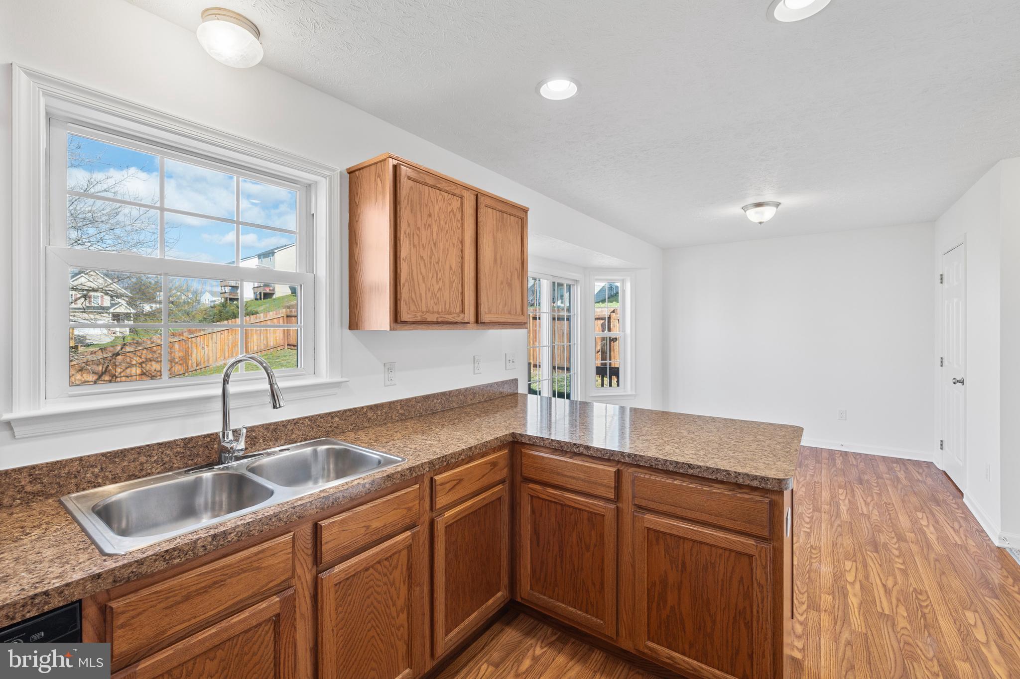 RAM HILL ESTATES - Residential