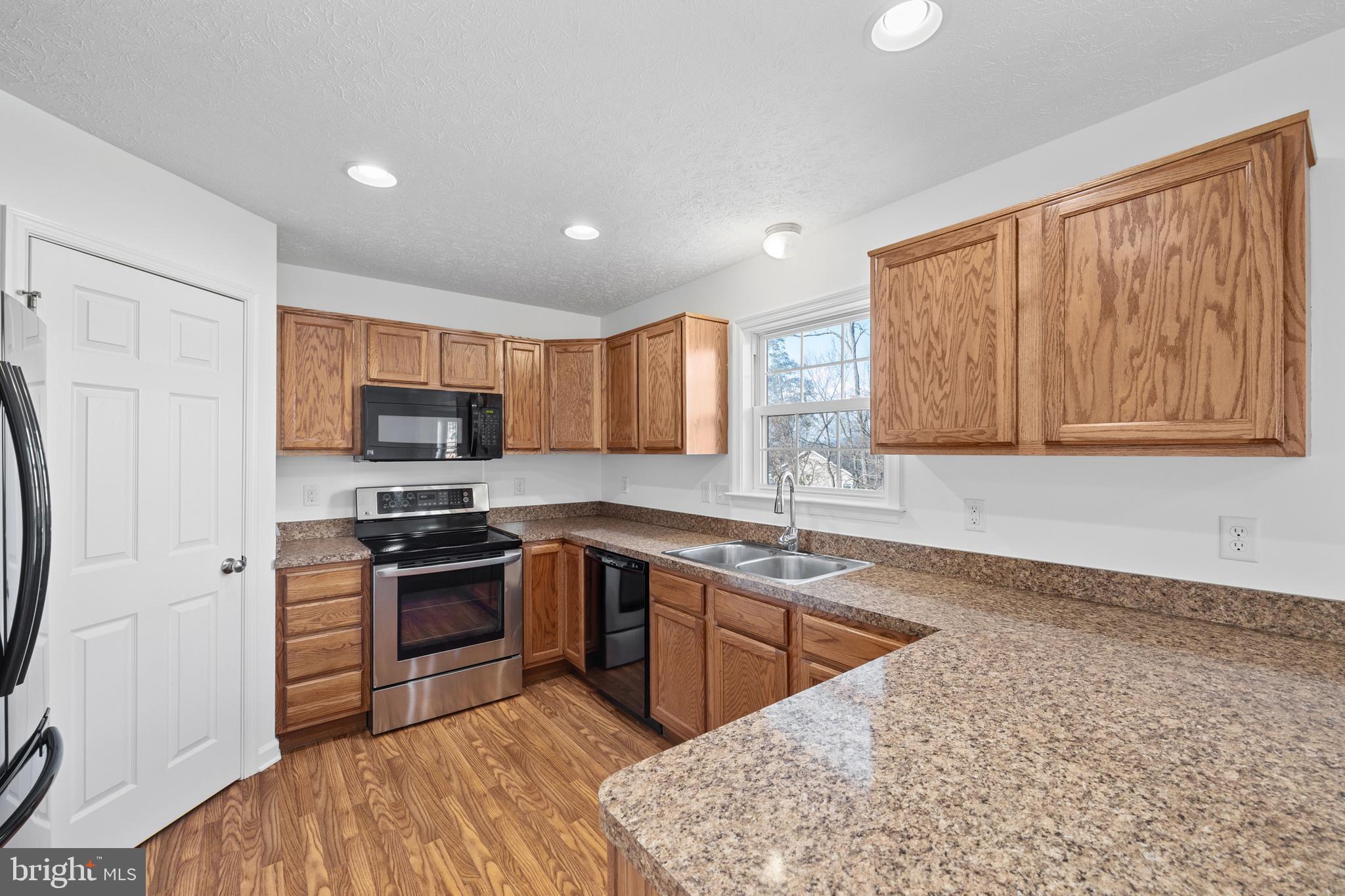 RAM HILL ESTATES - Residential