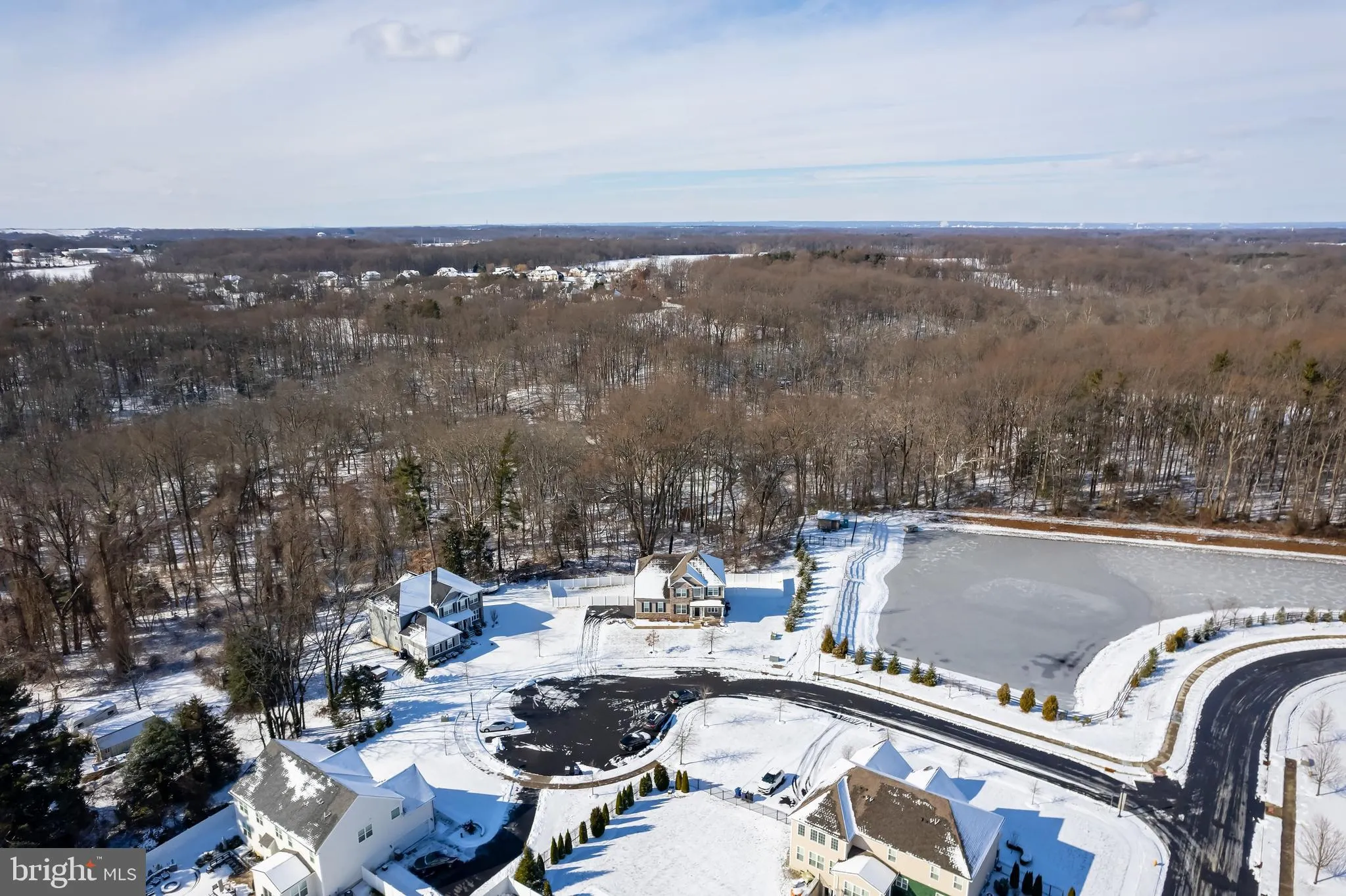 Mullica Hill, New Jersey 08062, United States, 5 Bedrooms Bedrooms, ,3 BathroomsBathrooms,Residential,Pending,16515