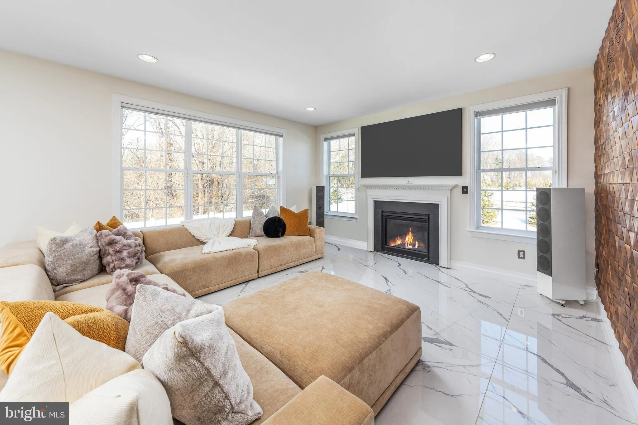 Mullica Hill, New Jersey 08062, United States, 5 Bedrooms Bedrooms, ,3 BathroomsBathrooms,Residential,Pending,16515