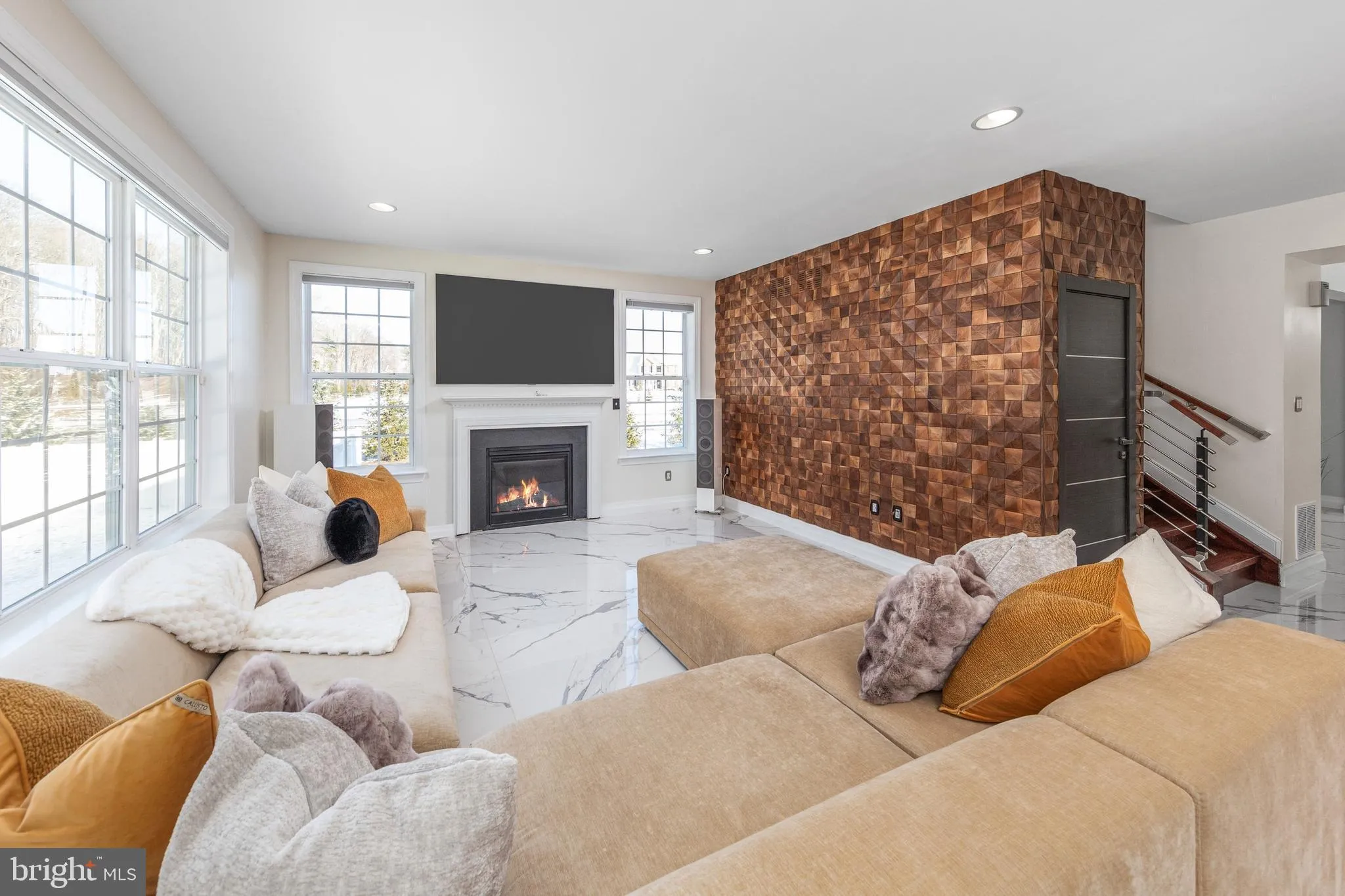 Mullica Hill, New Jersey 08062, United States, 5 Bedrooms Bedrooms, ,3 BathroomsBathrooms,Residential,Pending,16515