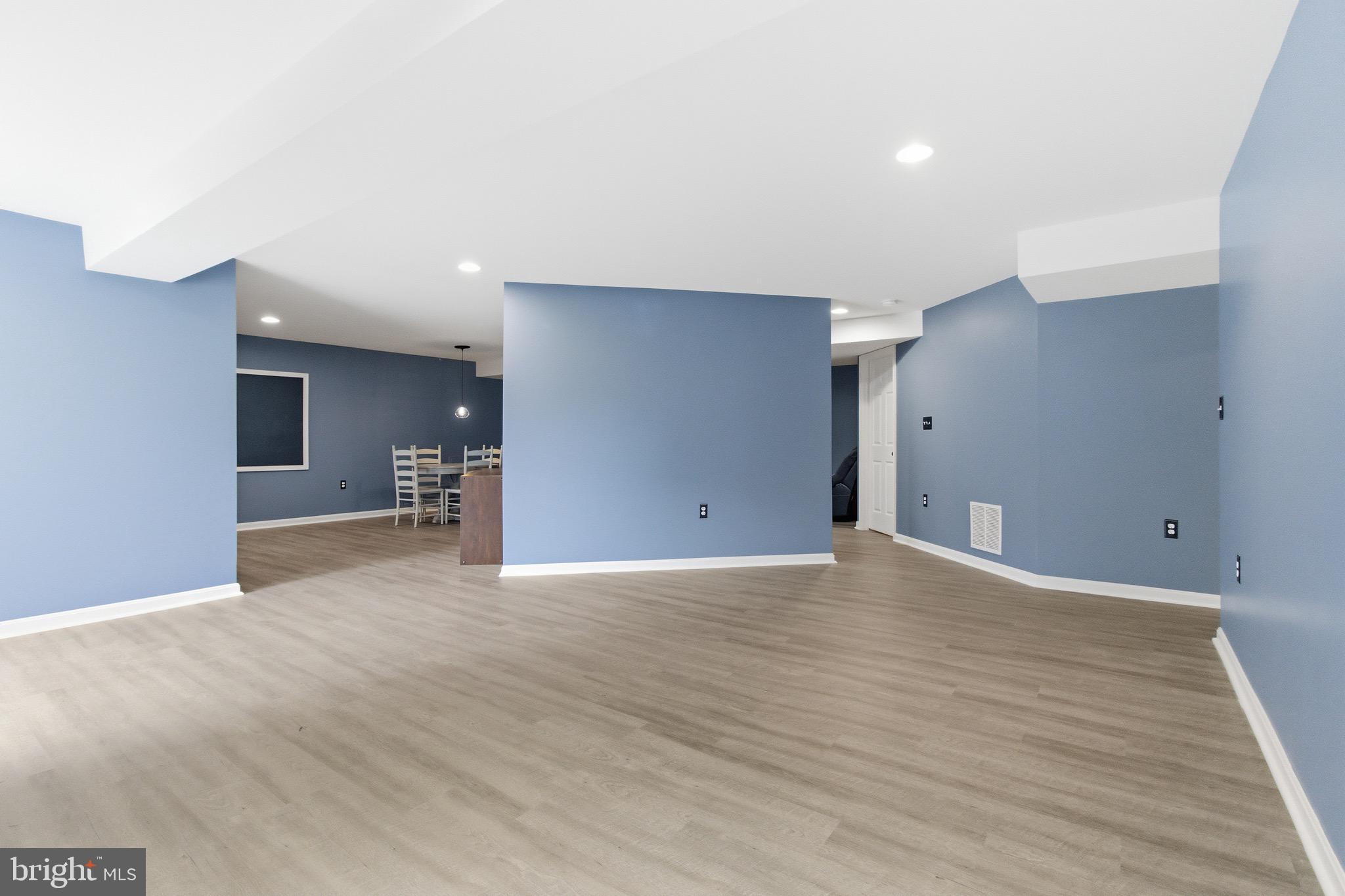 POTOMAC STATION - Residential