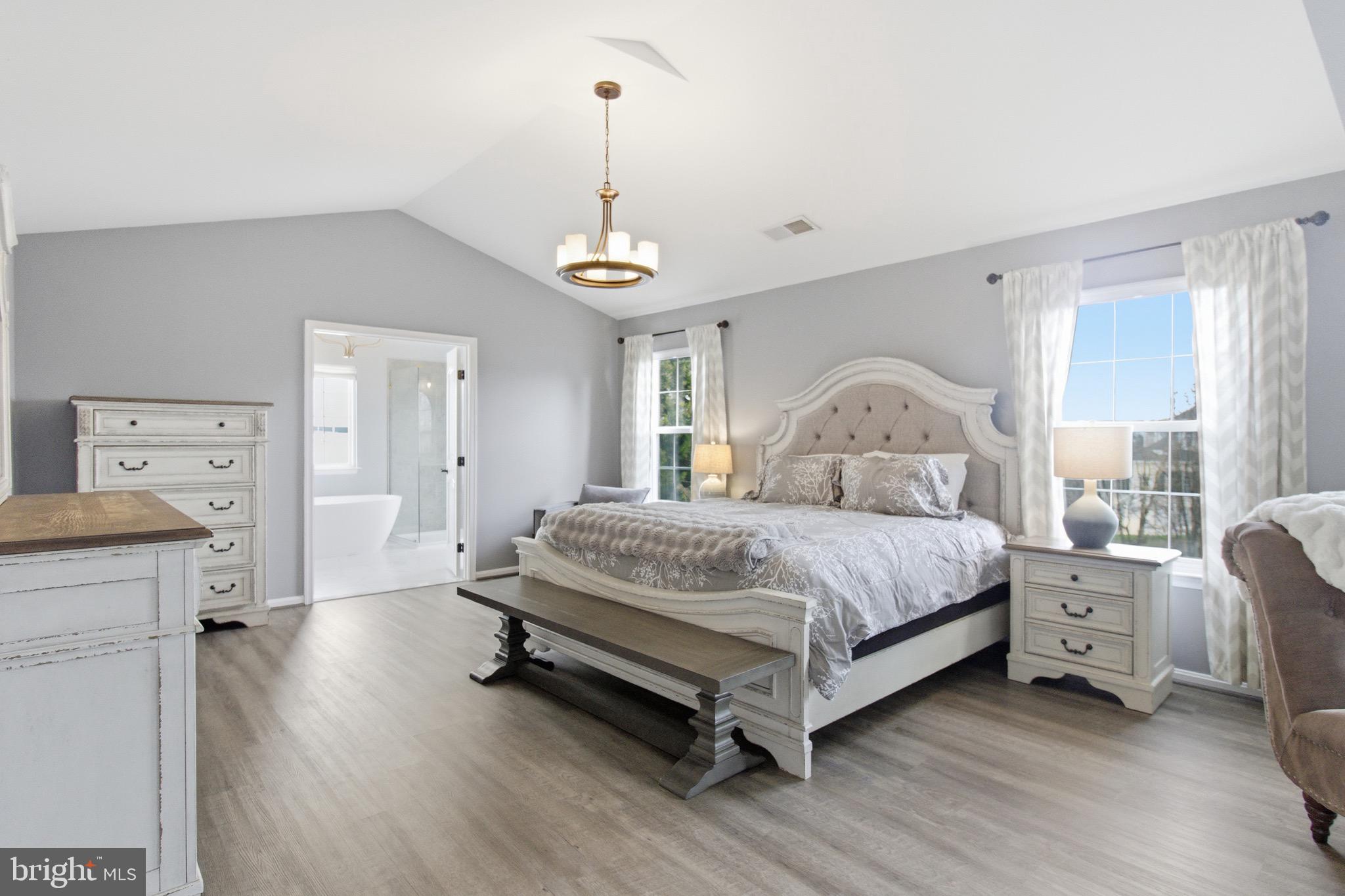 POTOMAC STATION - Residential