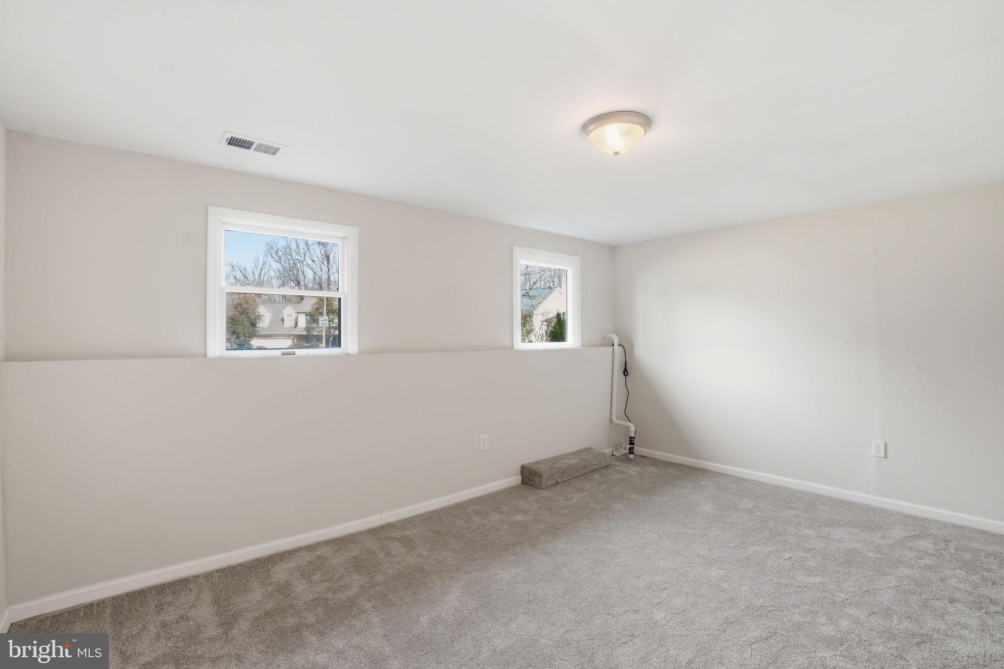 DALE CITY - Residential