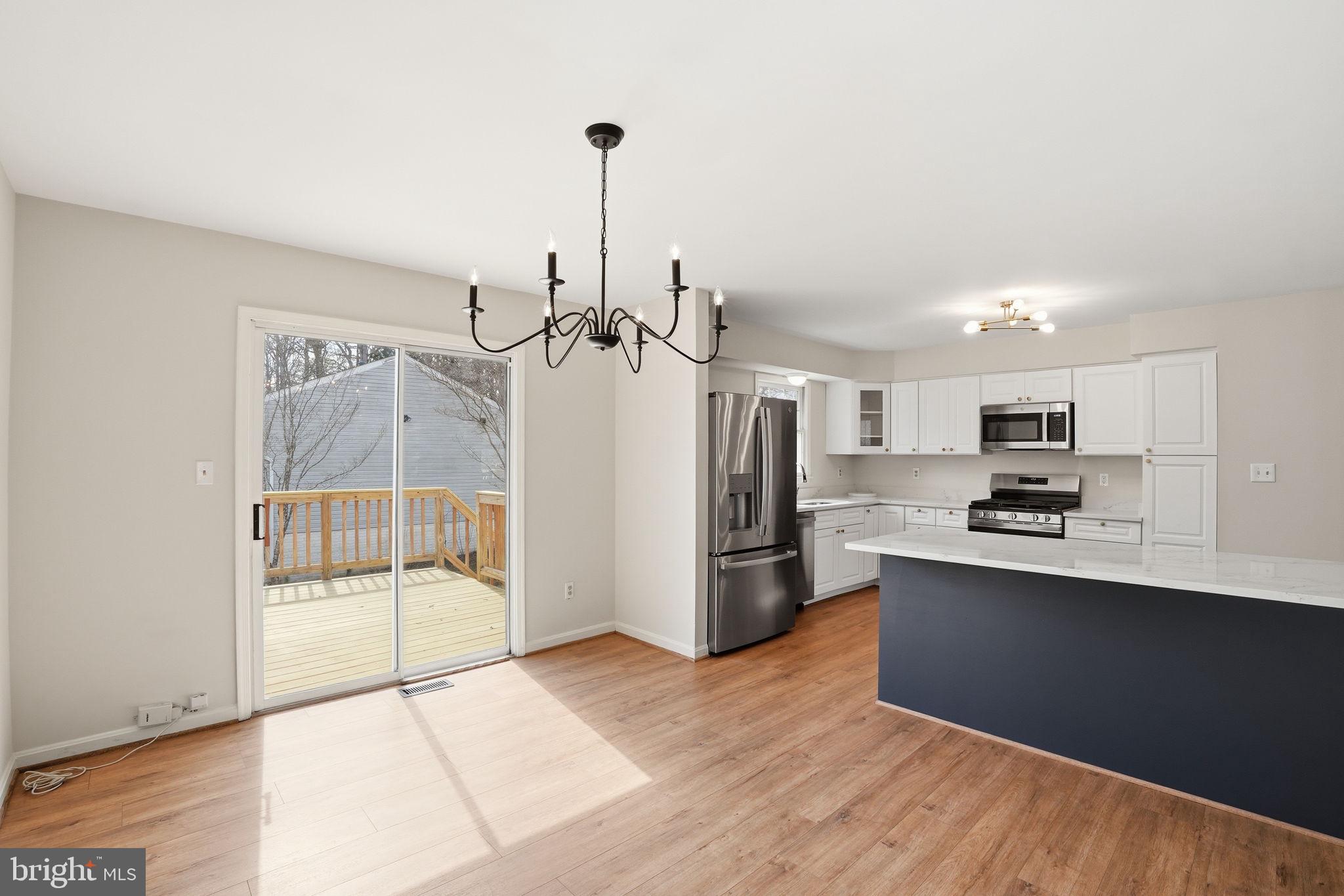 DALE CITY - Residential