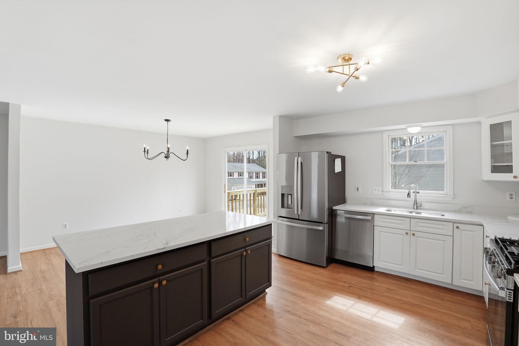 DALE CITY - Residential