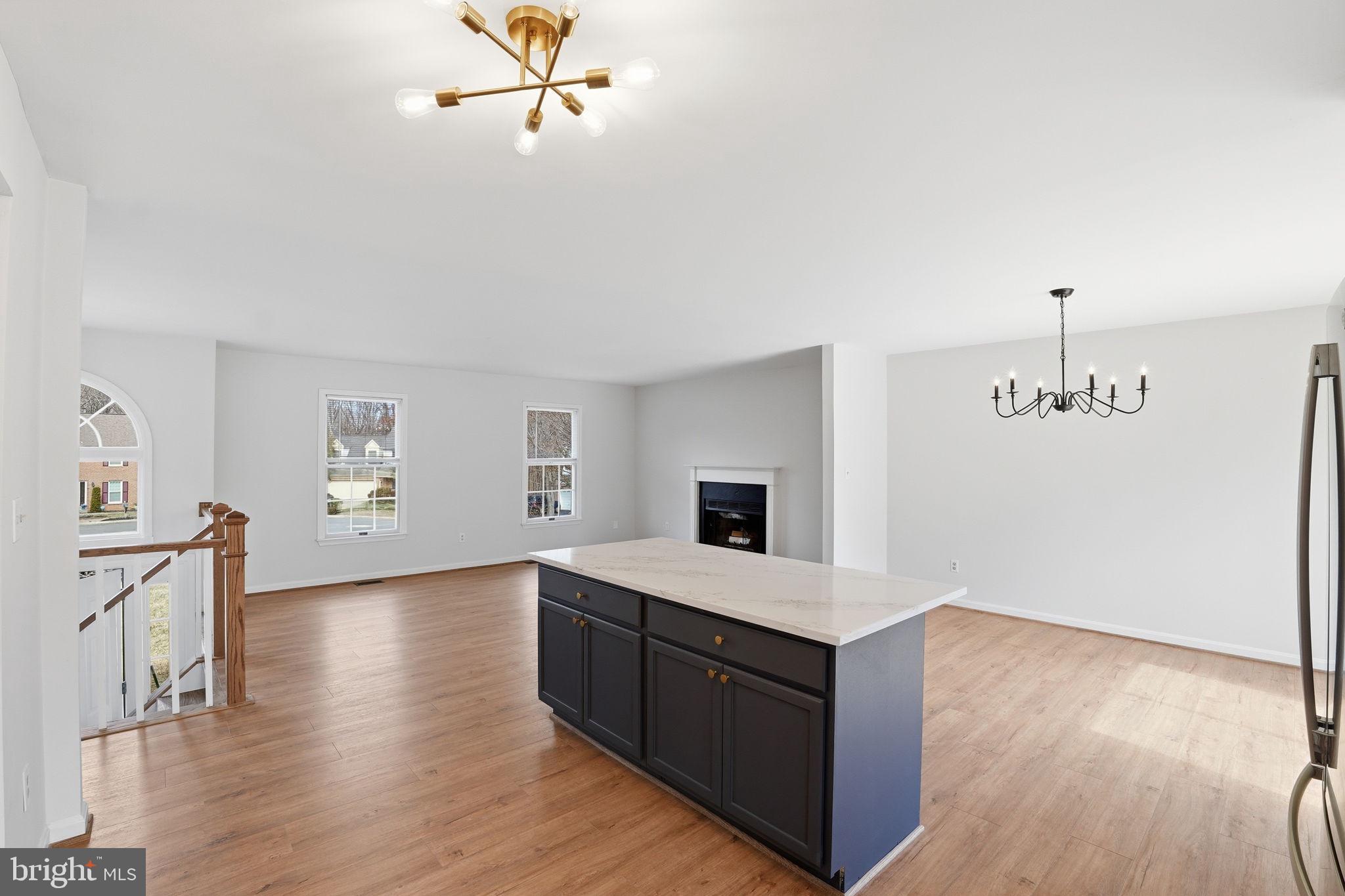 DALE CITY - Residential