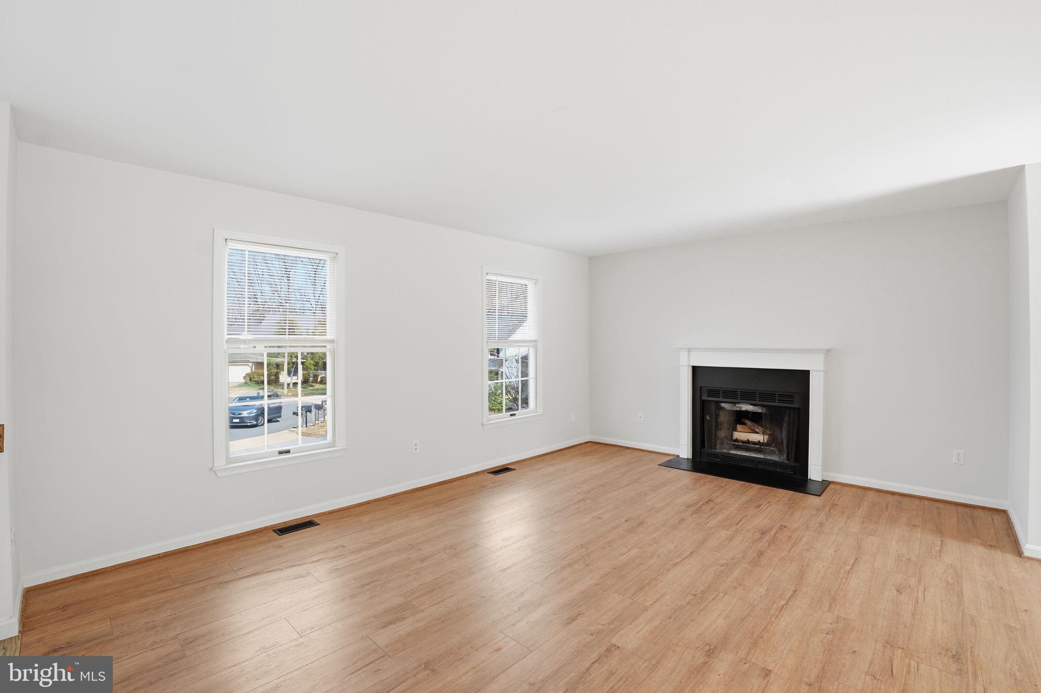 DALE CITY - Residential