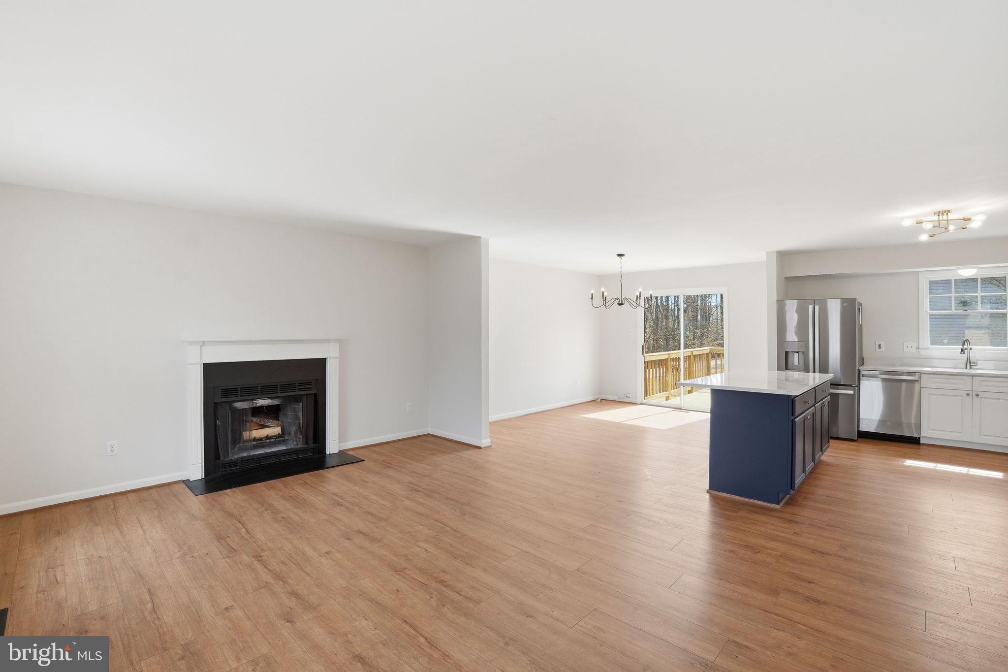 DALE CITY - Residential