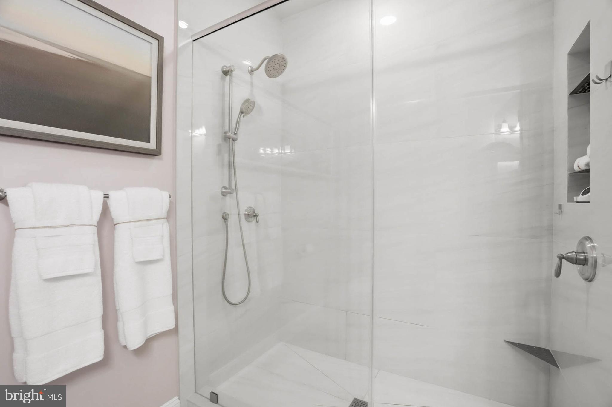 BAY BRIDGE COVE - Residential