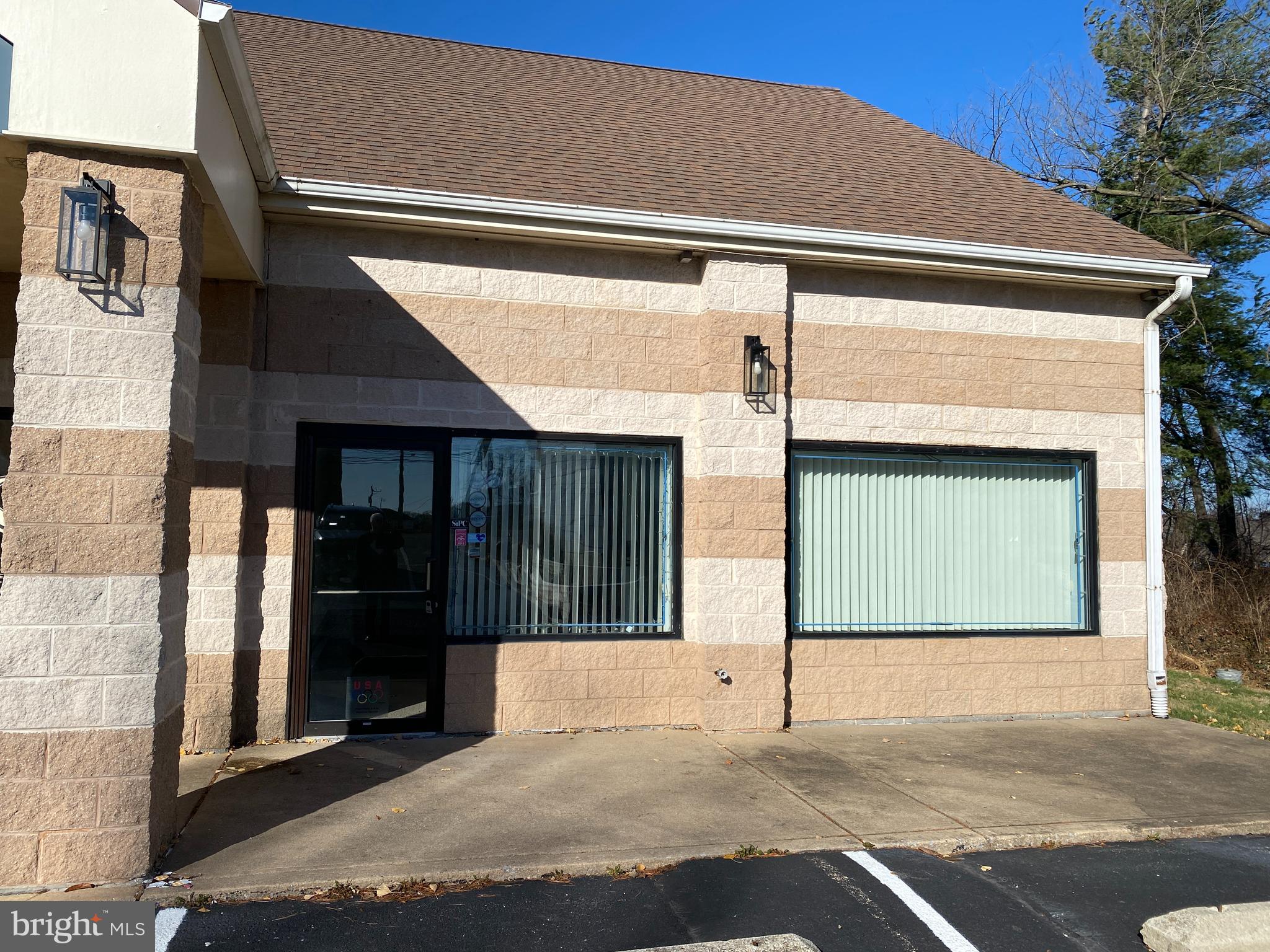 NONE AVAILABLE - Commercial Lease