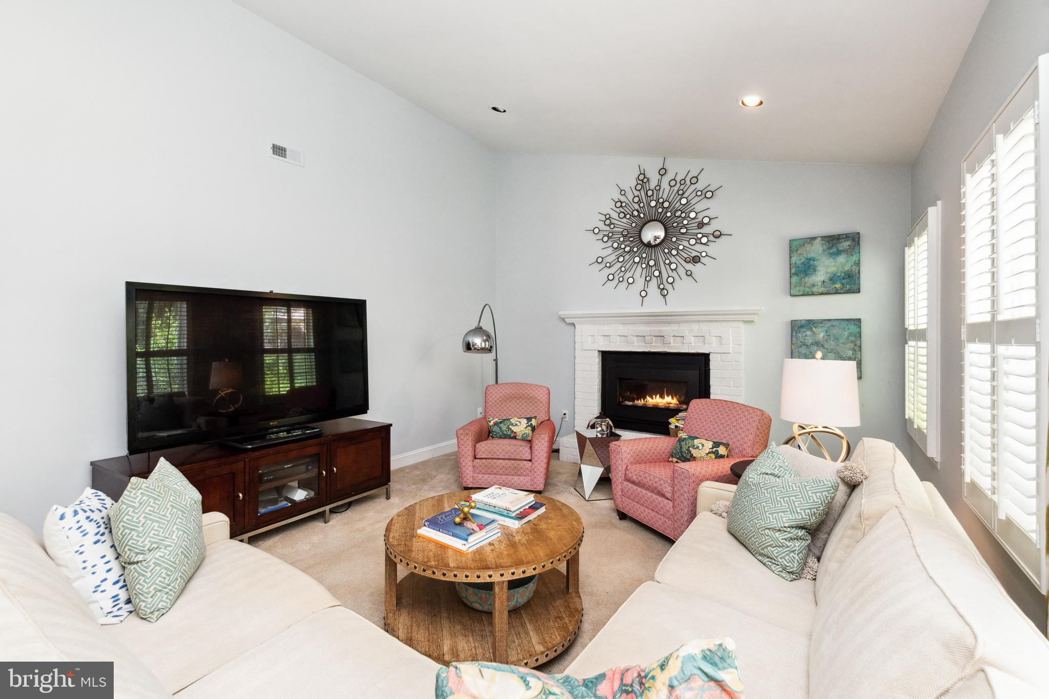 MAYFAIR - Residential