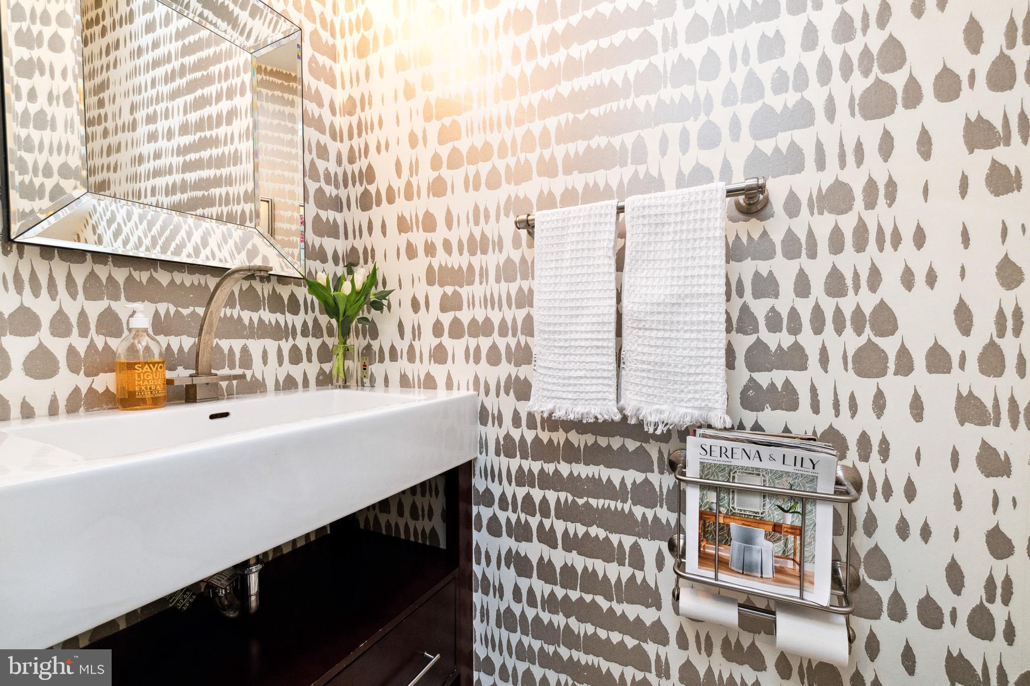 MAYFAIR - Residential