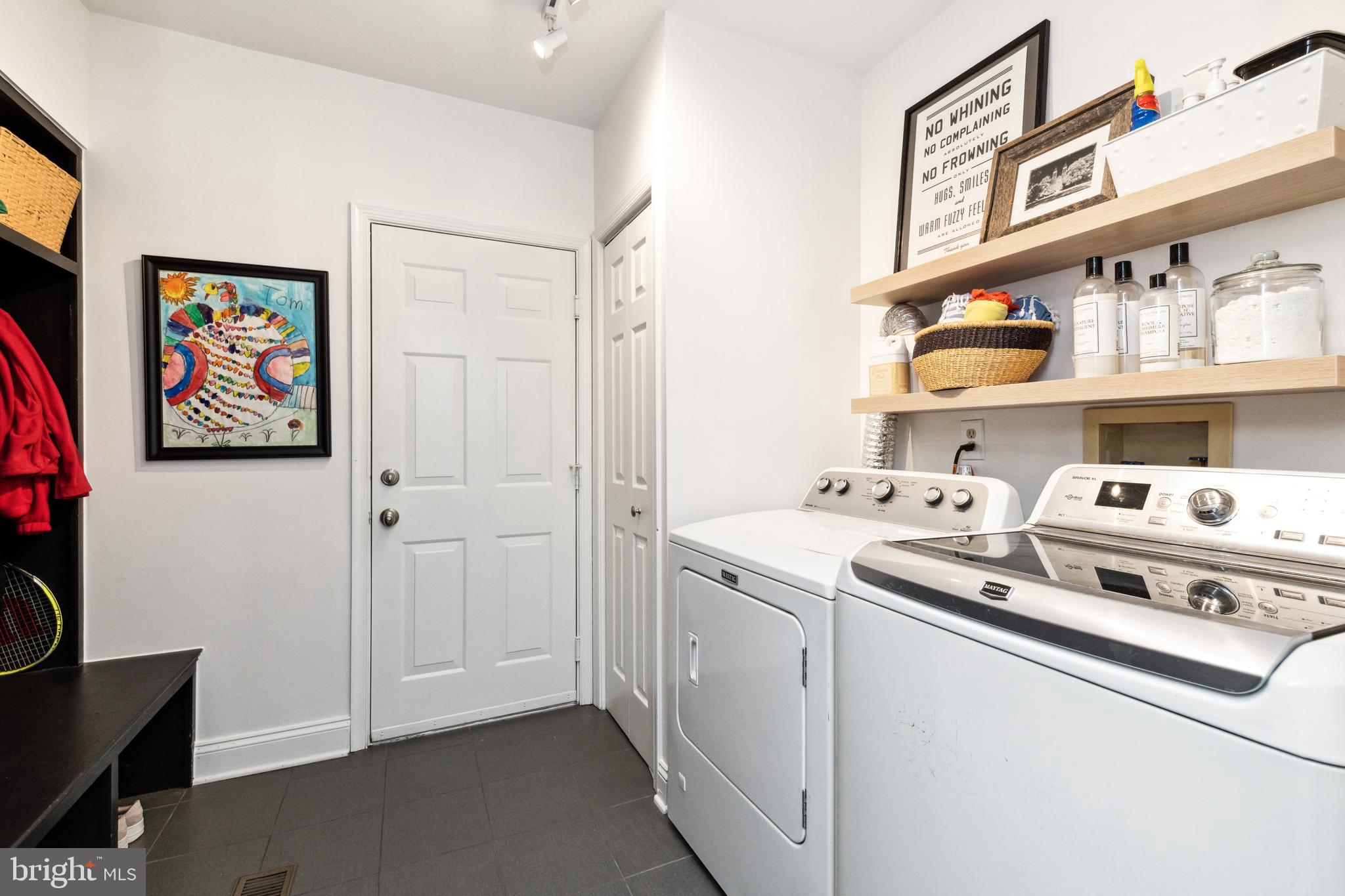 MAYFAIR - Residential