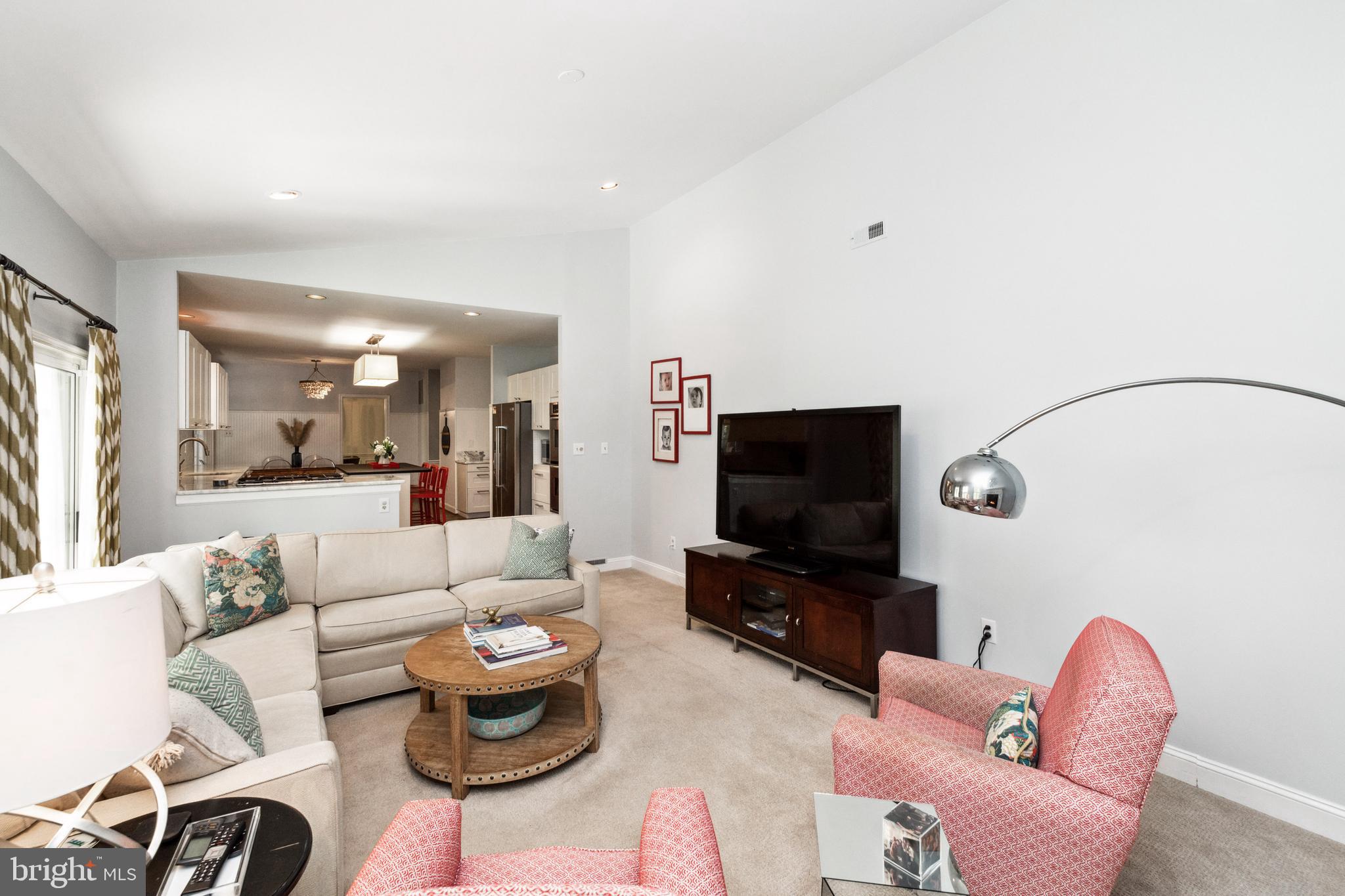 MAYFAIR - Residential