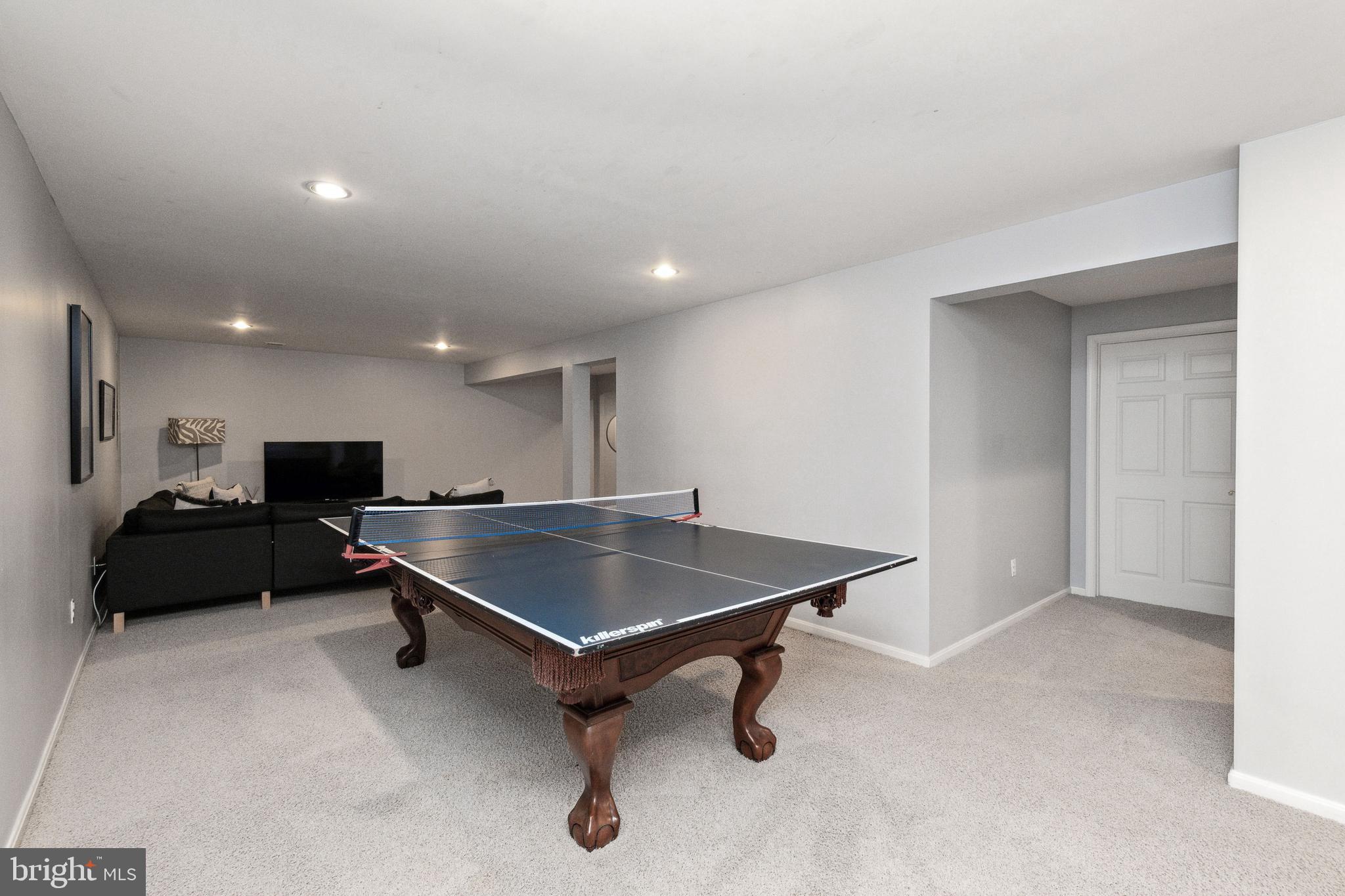 MAYFAIR - Residential