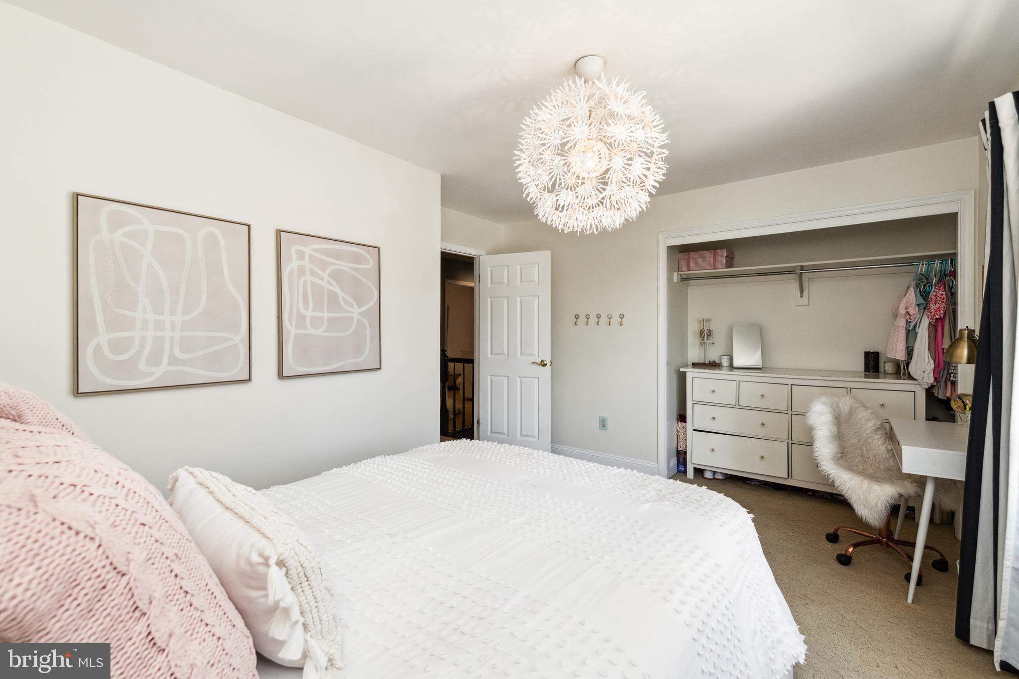 MAYFAIR - Residential