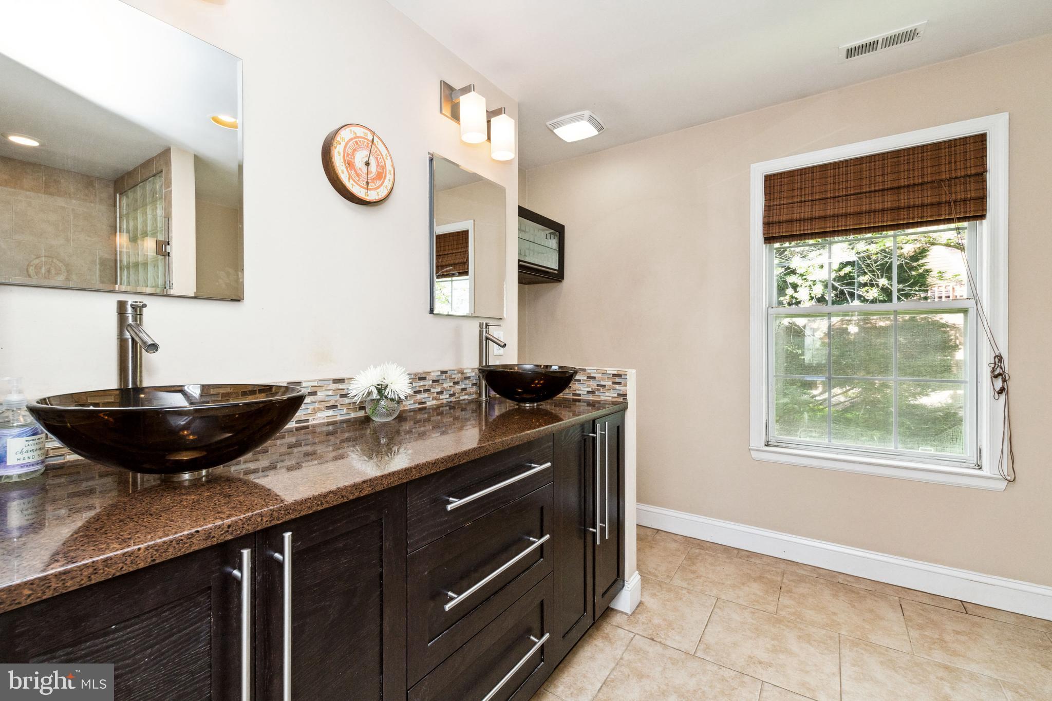 MAYFAIR - Residential