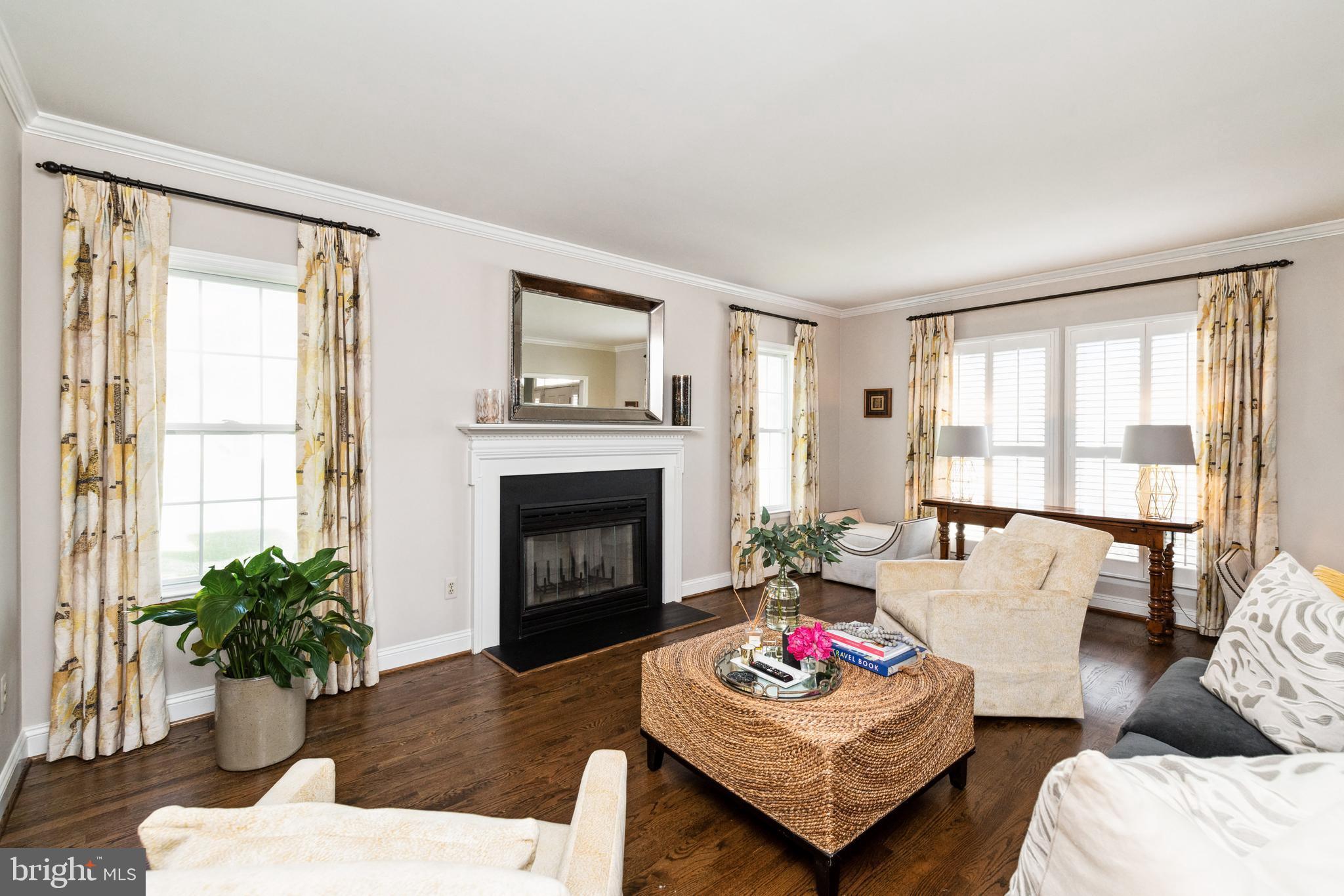 MAYFAIR - Residential