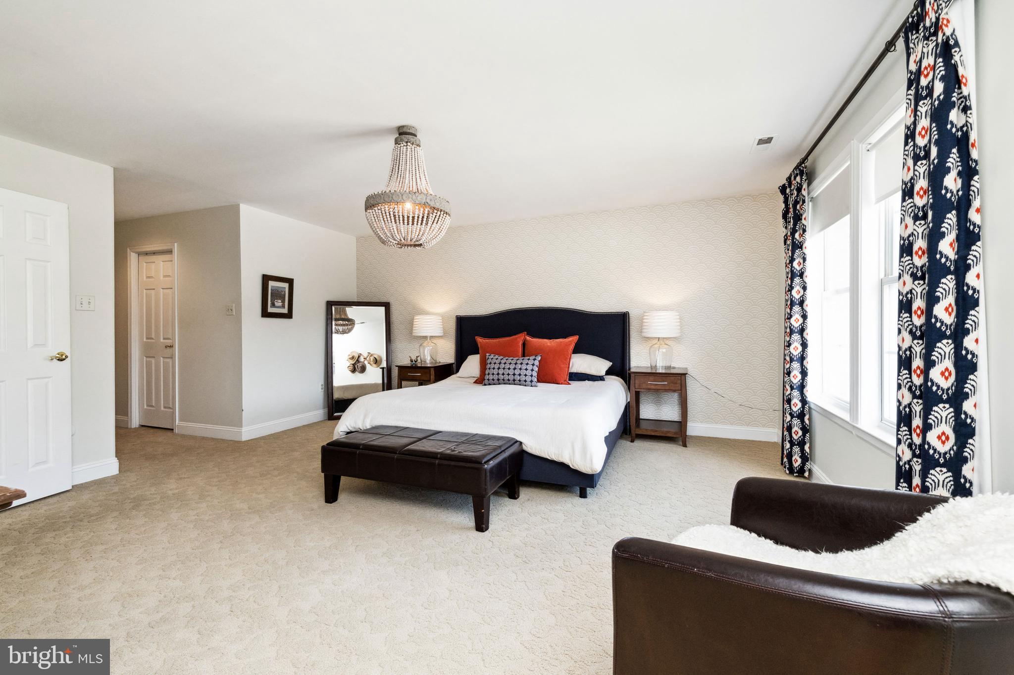 MAYFAIR - Residential