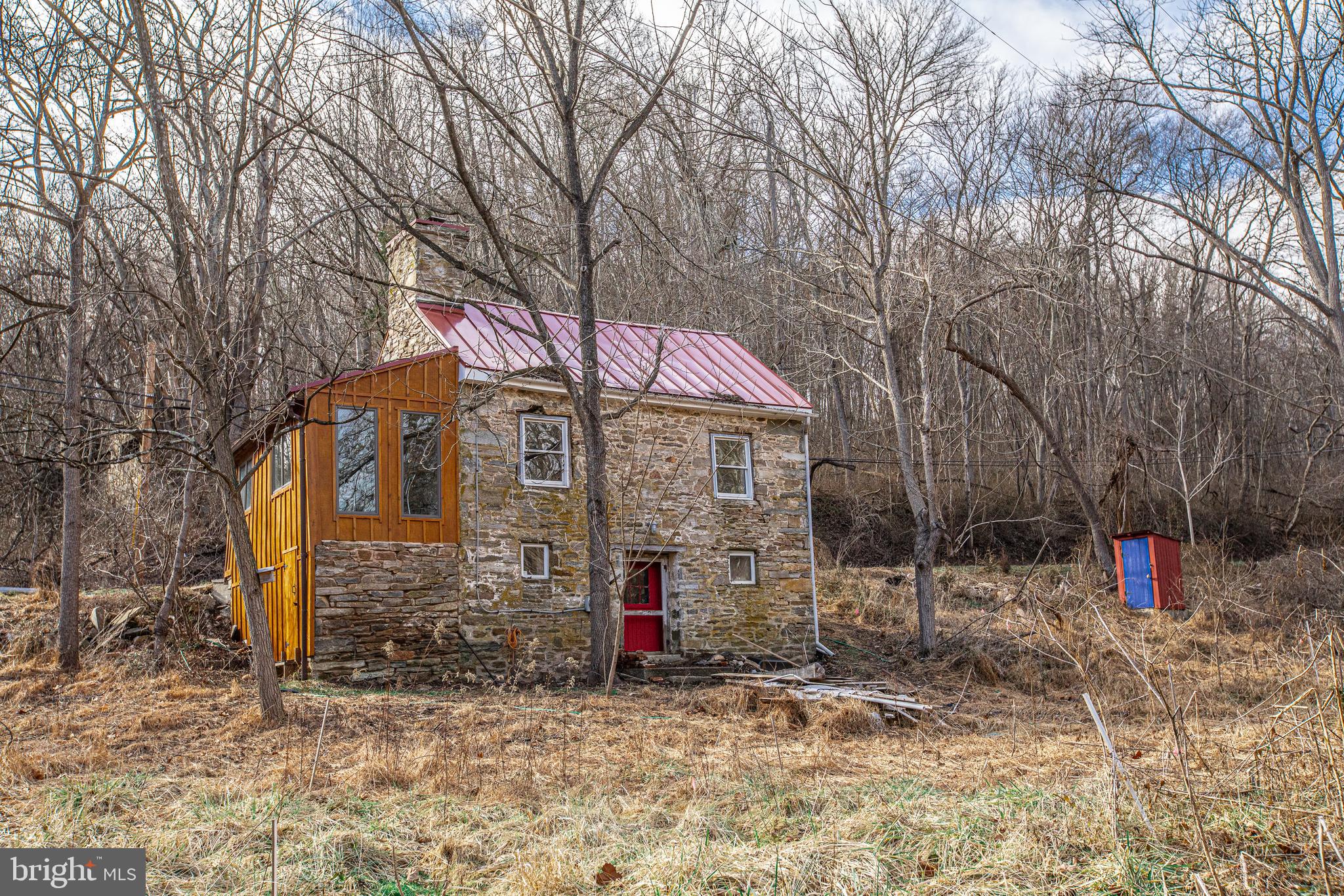 BUTLER/FALLS RD - Residential