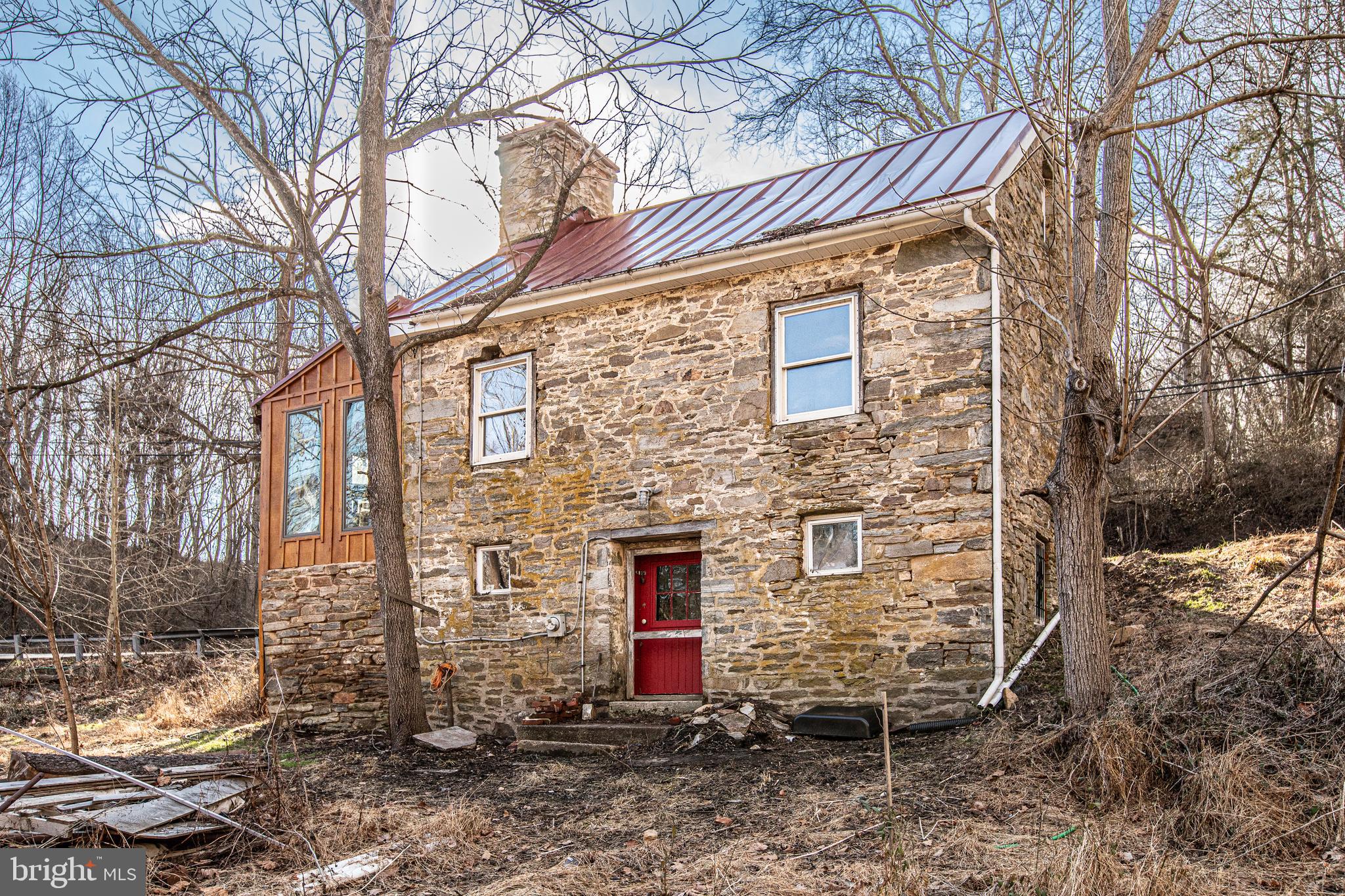 BUTLER/FALLS RD - Residential