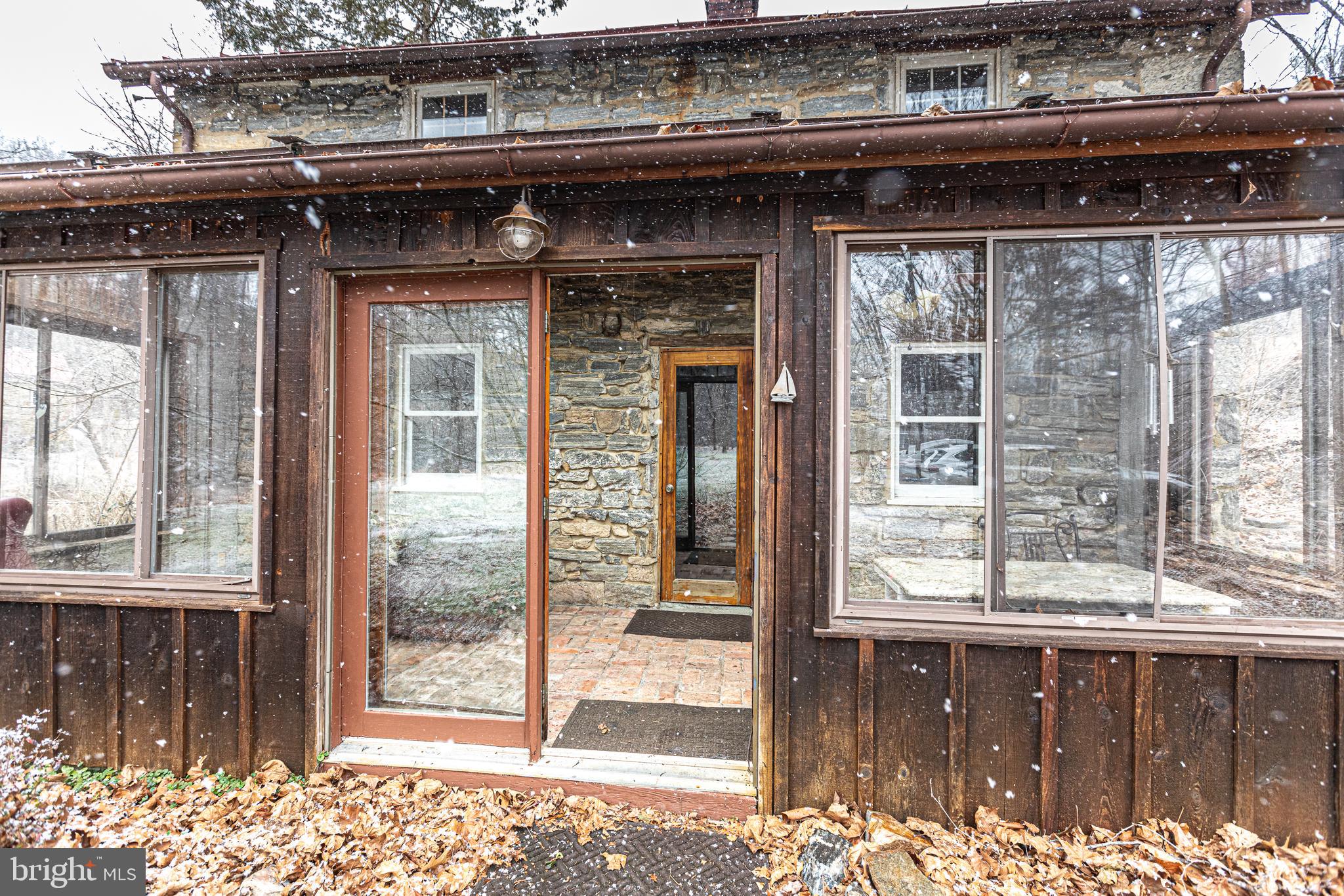 BUTLER/FALLS RD - Residential