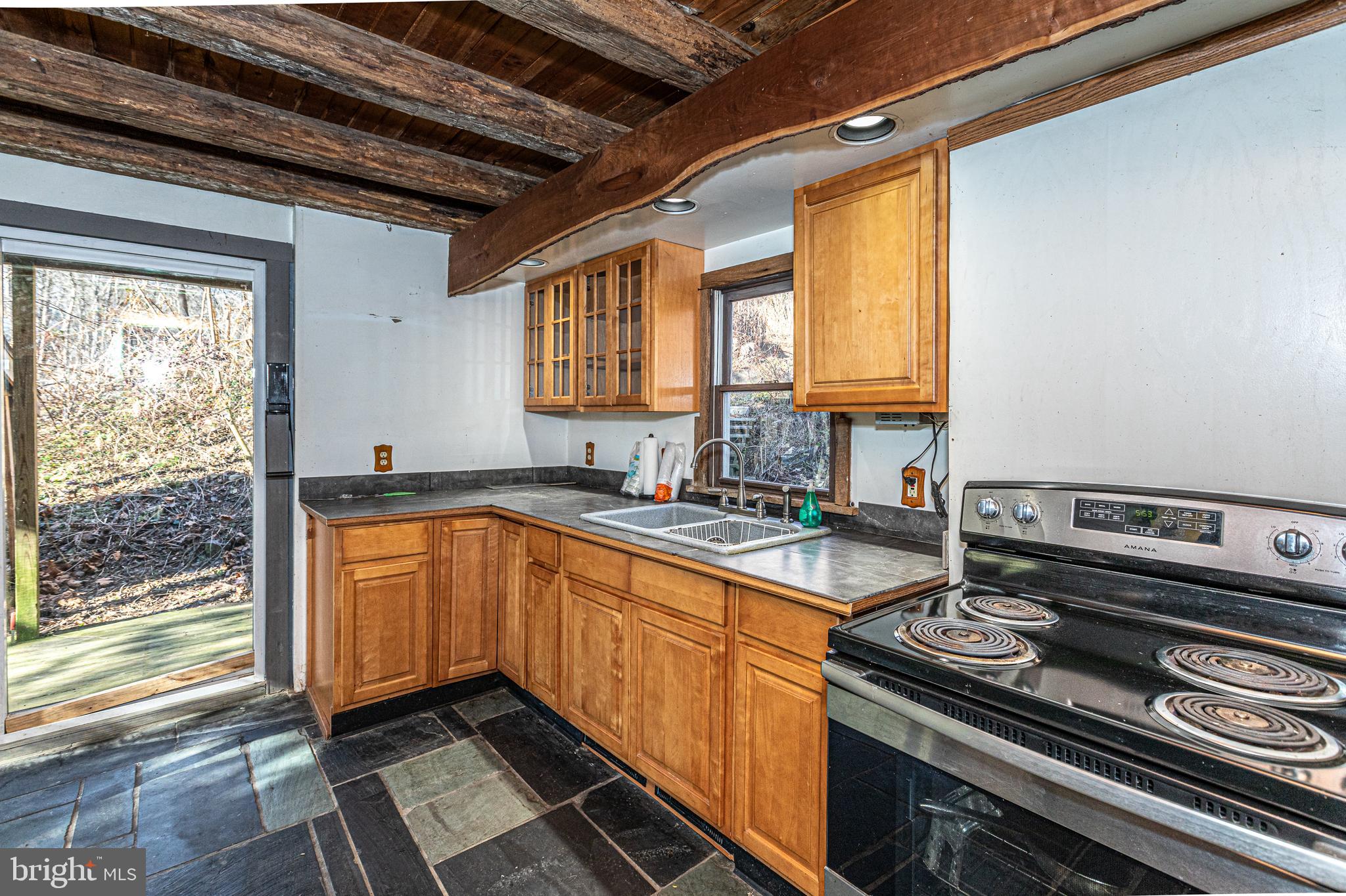 BUTLER/FALLS RD - Residential