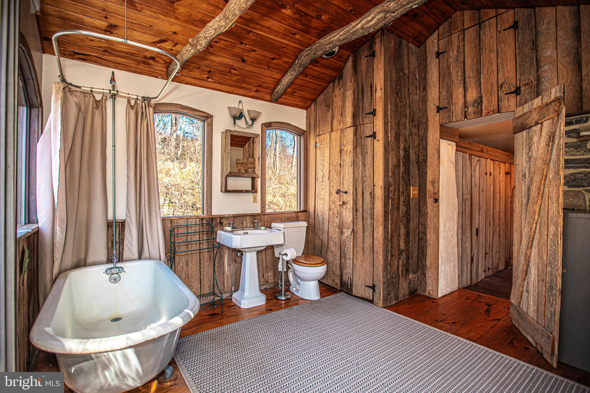 BUTLER/FALLS RD - Residential