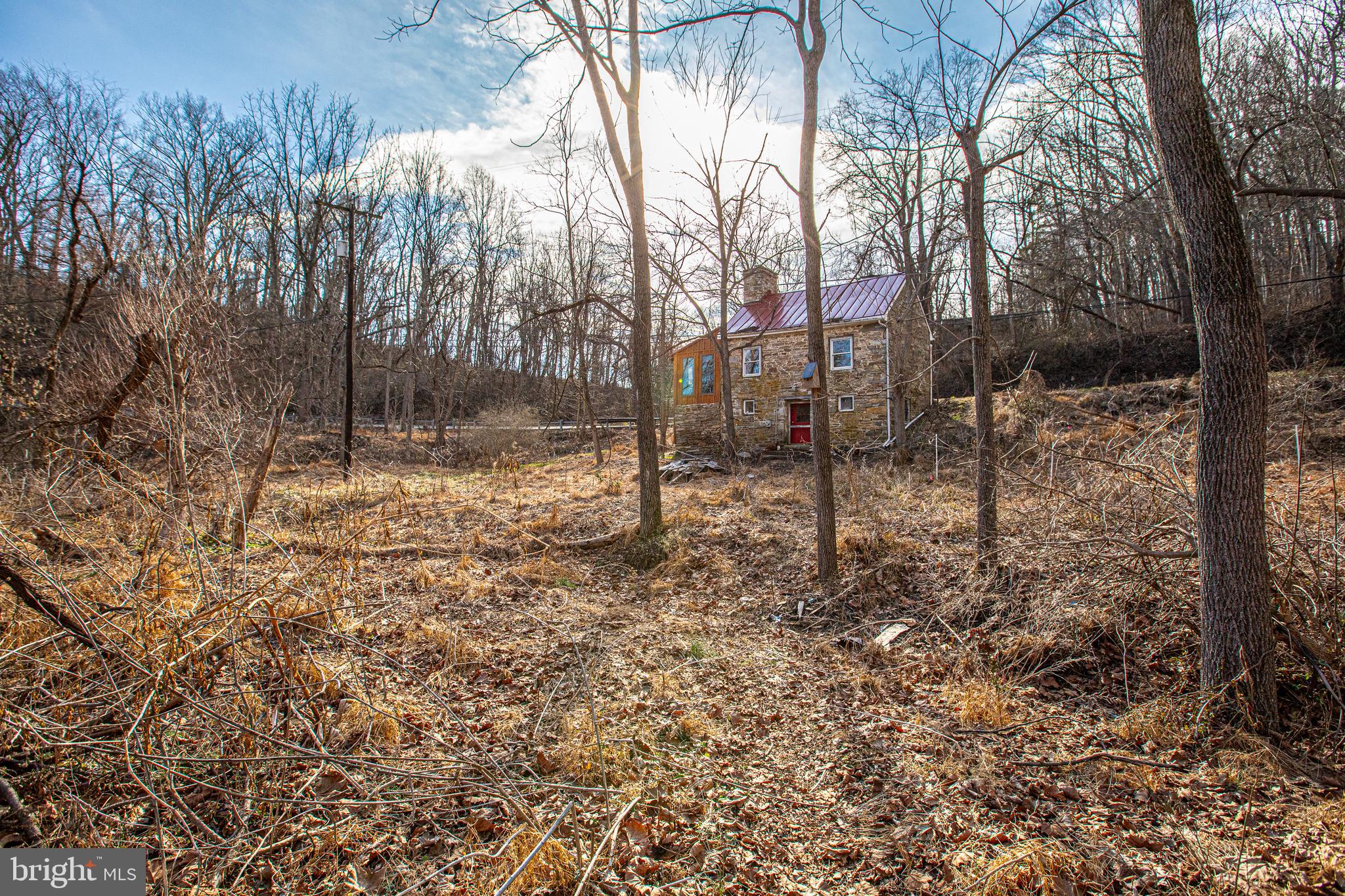 BUTLER/FALLS RD - Residential