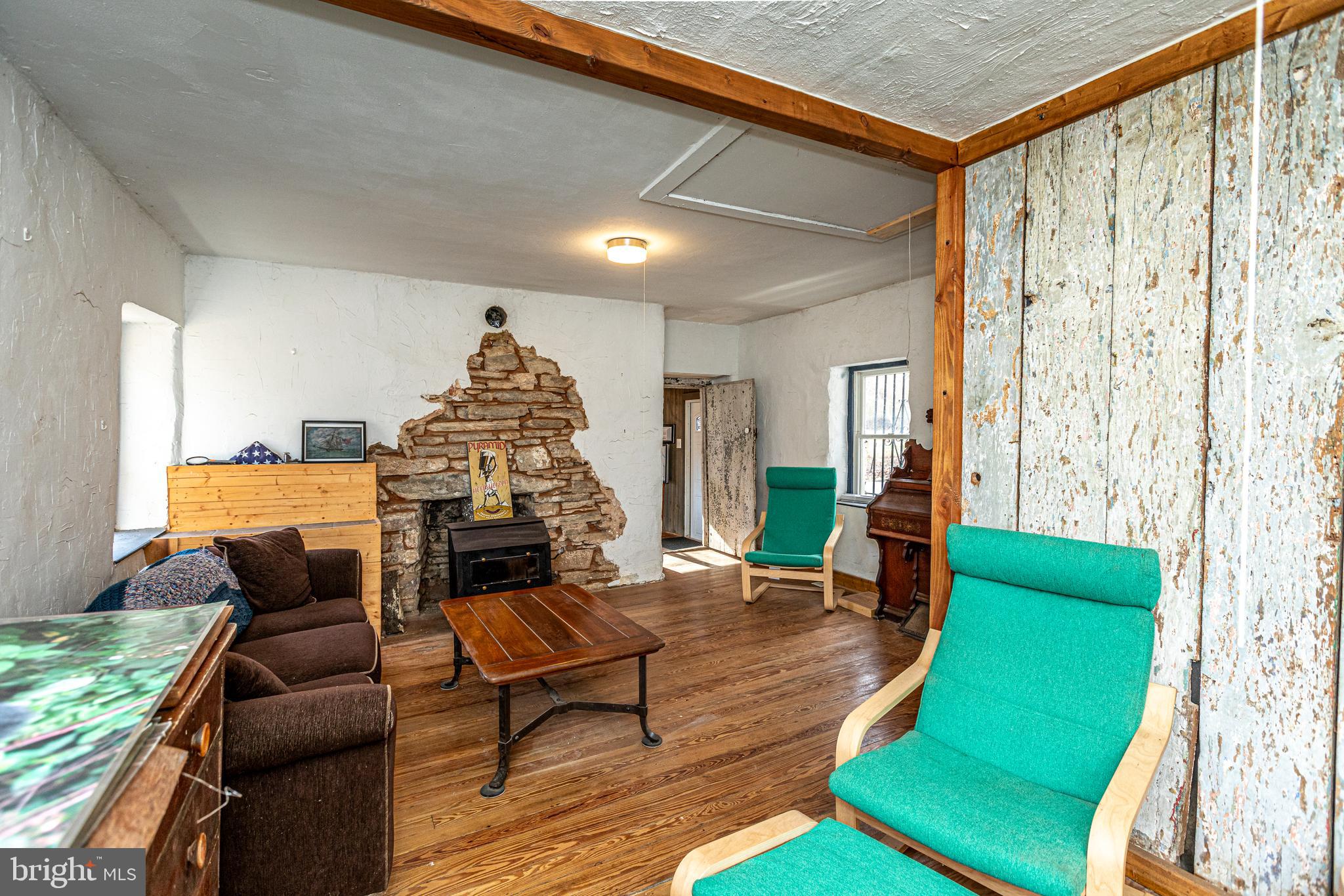 BUTLER/FALLS RD - Residential